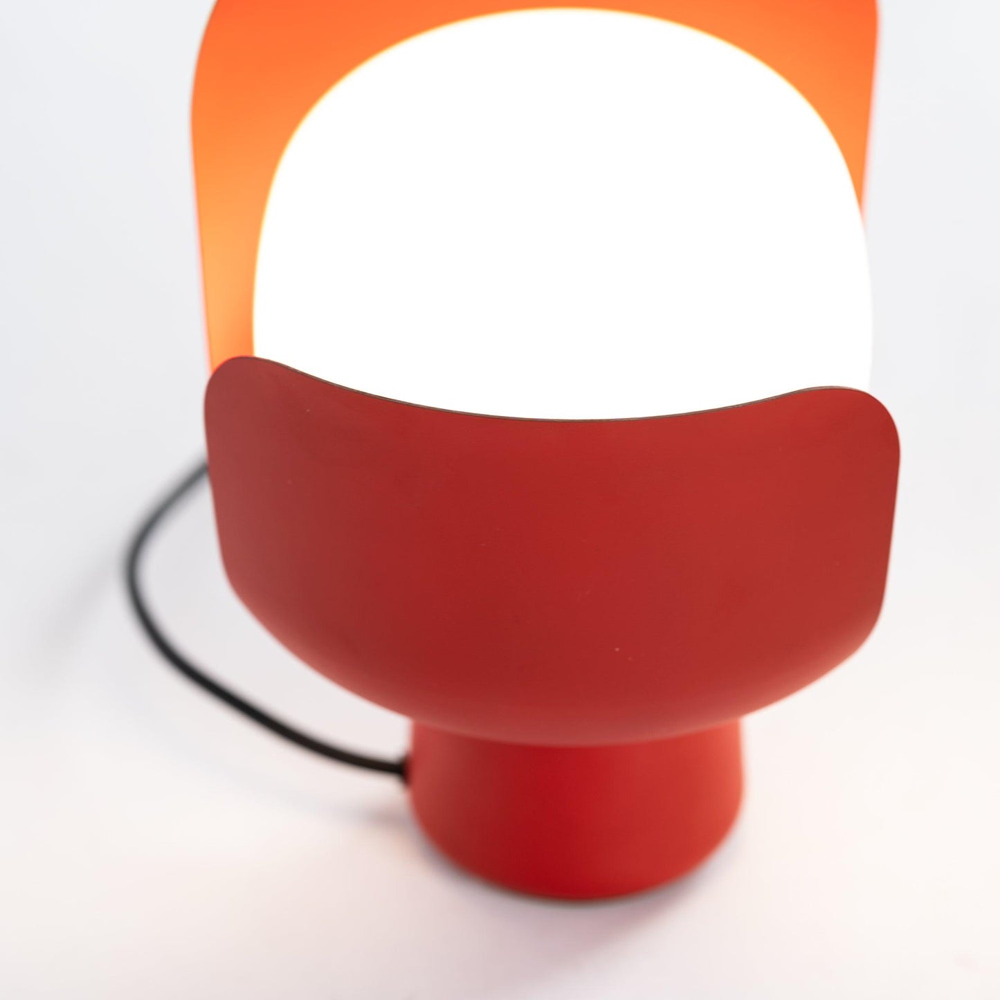 Petals Glass Table Lamp | Adjustable Light Intensity | Multiple Colors