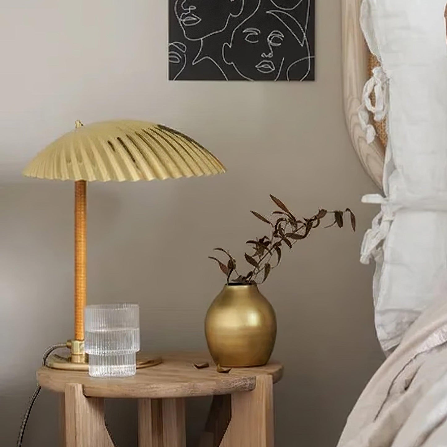 Brass Shell Table Lamp | Brass | Silver