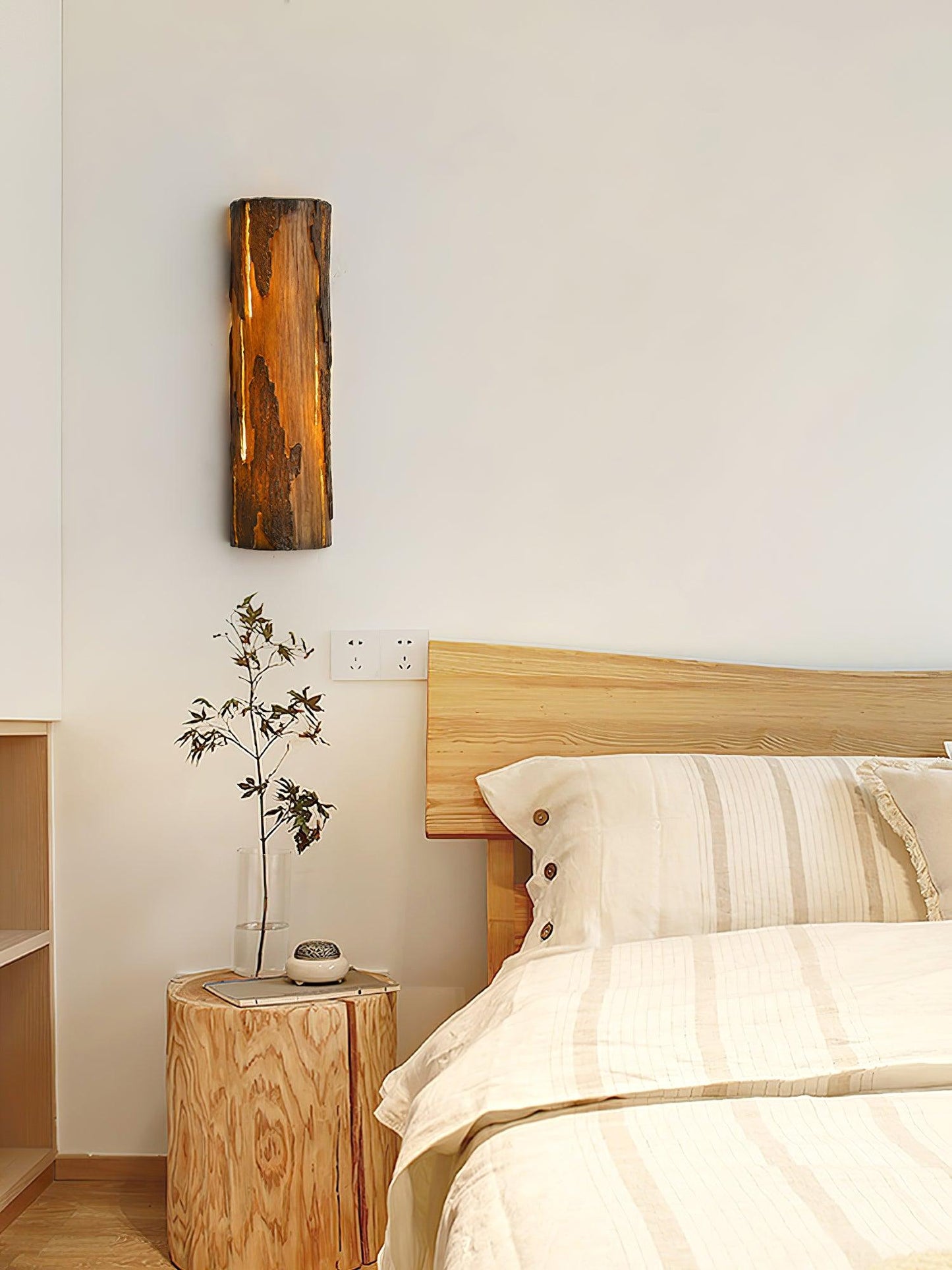 Broken Bark Wall Light | Iron, Metal, Resin | White, Bark color