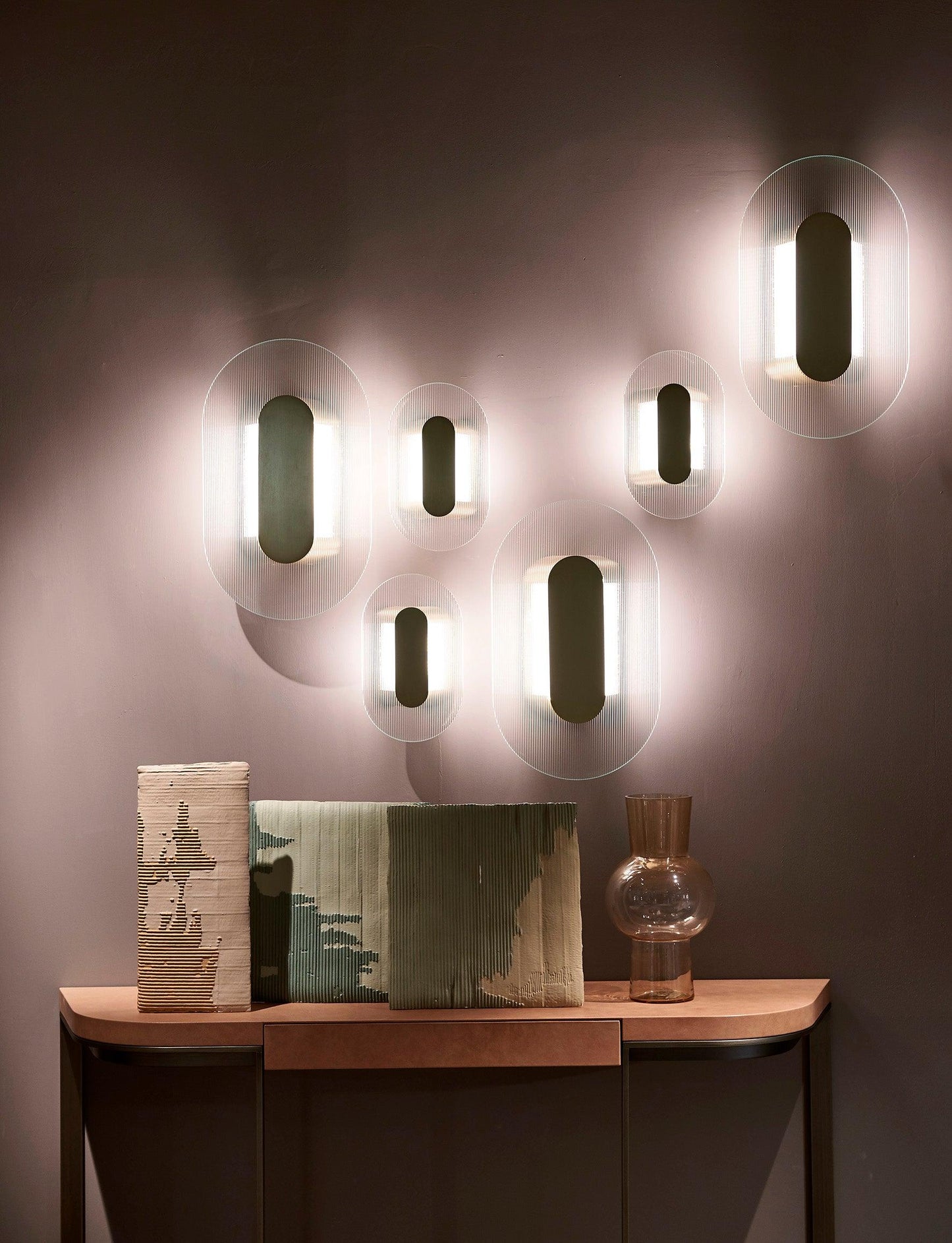 Button Wall Lamp | Brass Structure | Gold