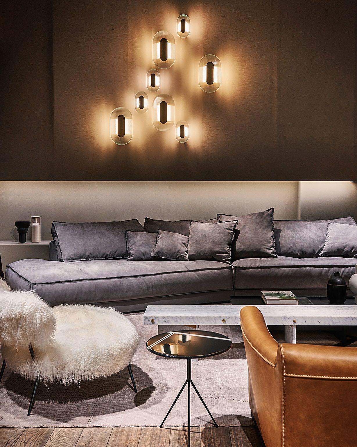 Button Wall Lamp | Brass Structure | Gold