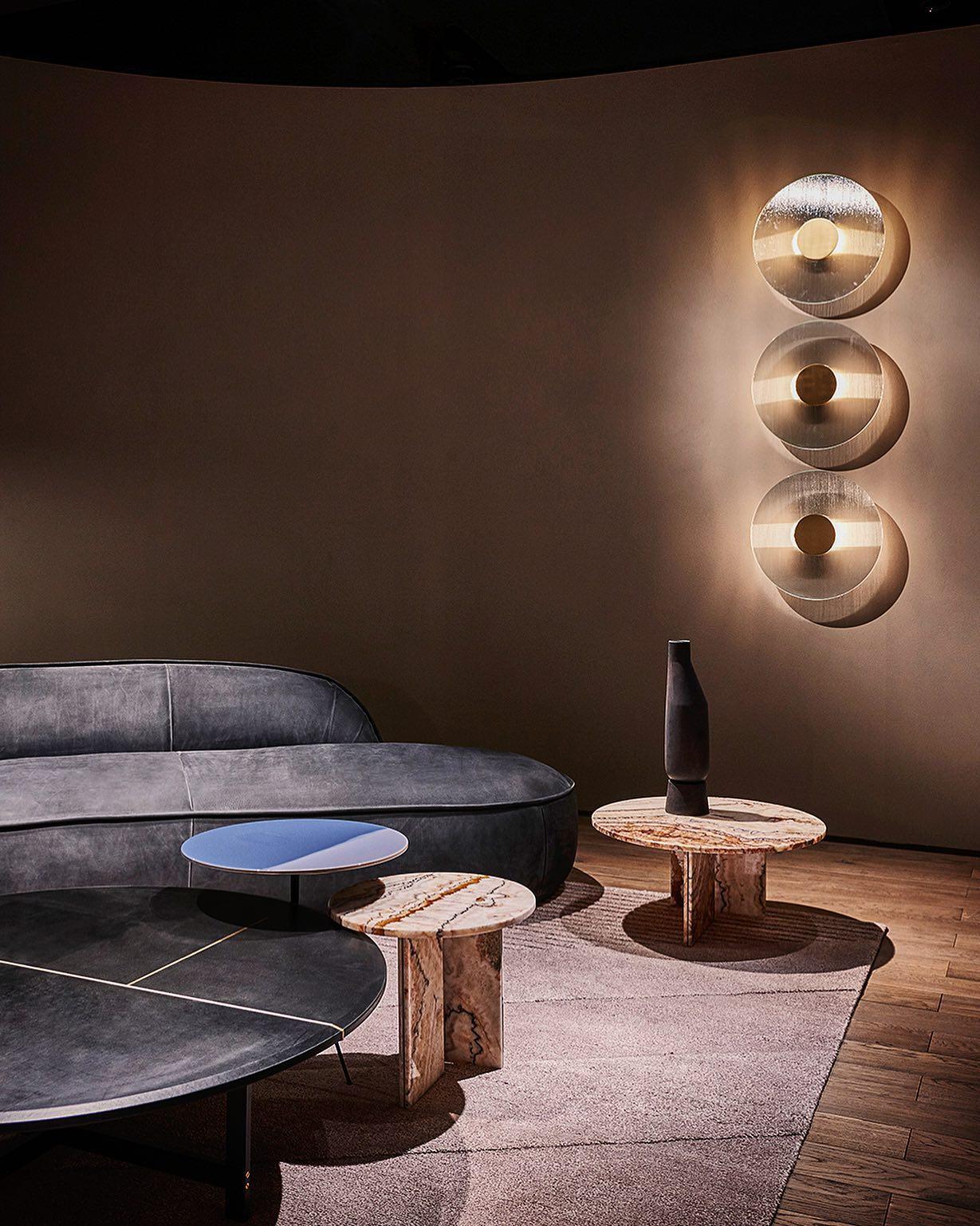 Button Wall Lamp | Brass Structure | Gold