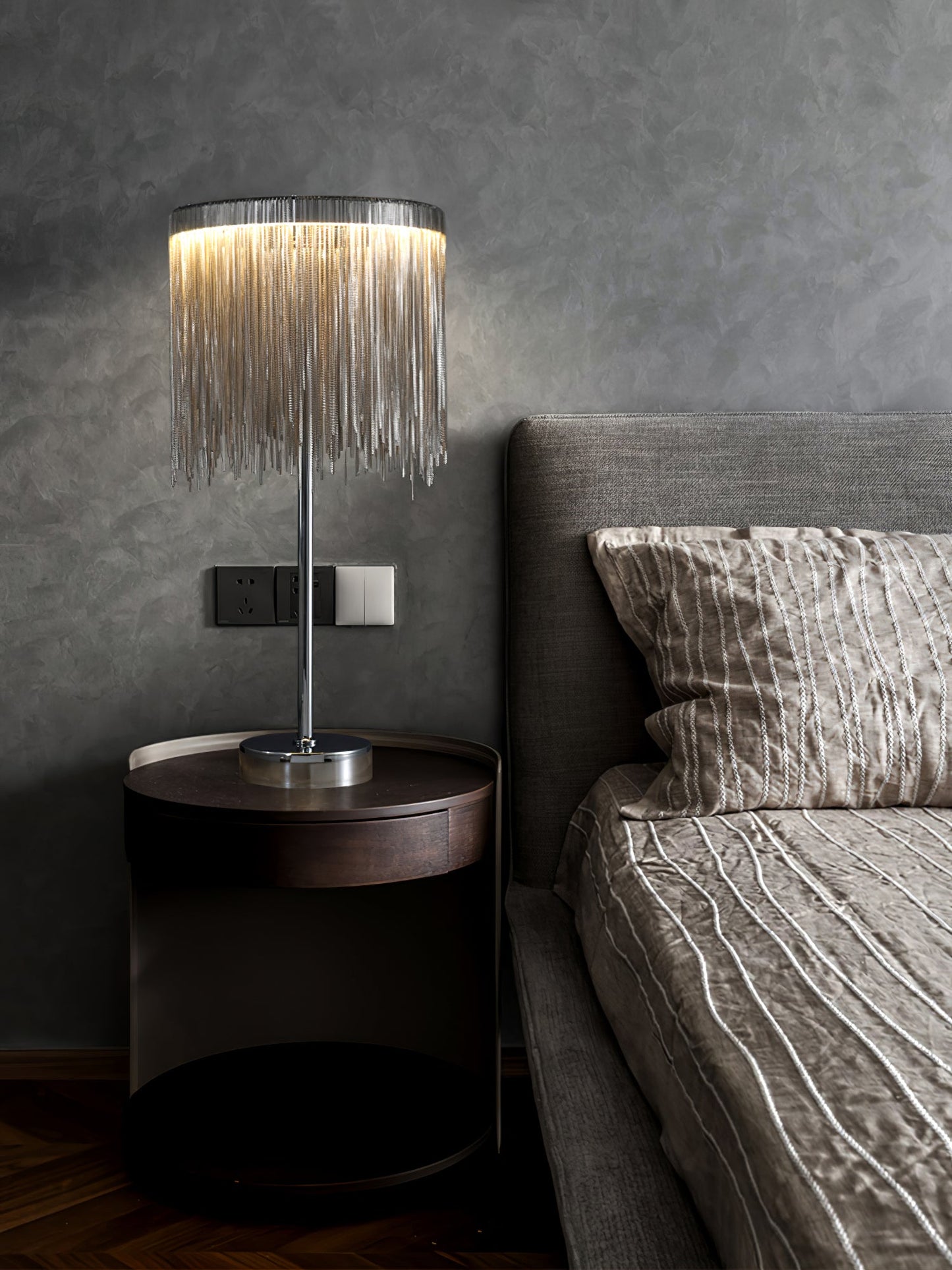 Cadena Tassel Table Lamp | Stainless Steel & Aluminum Chain | Chrome