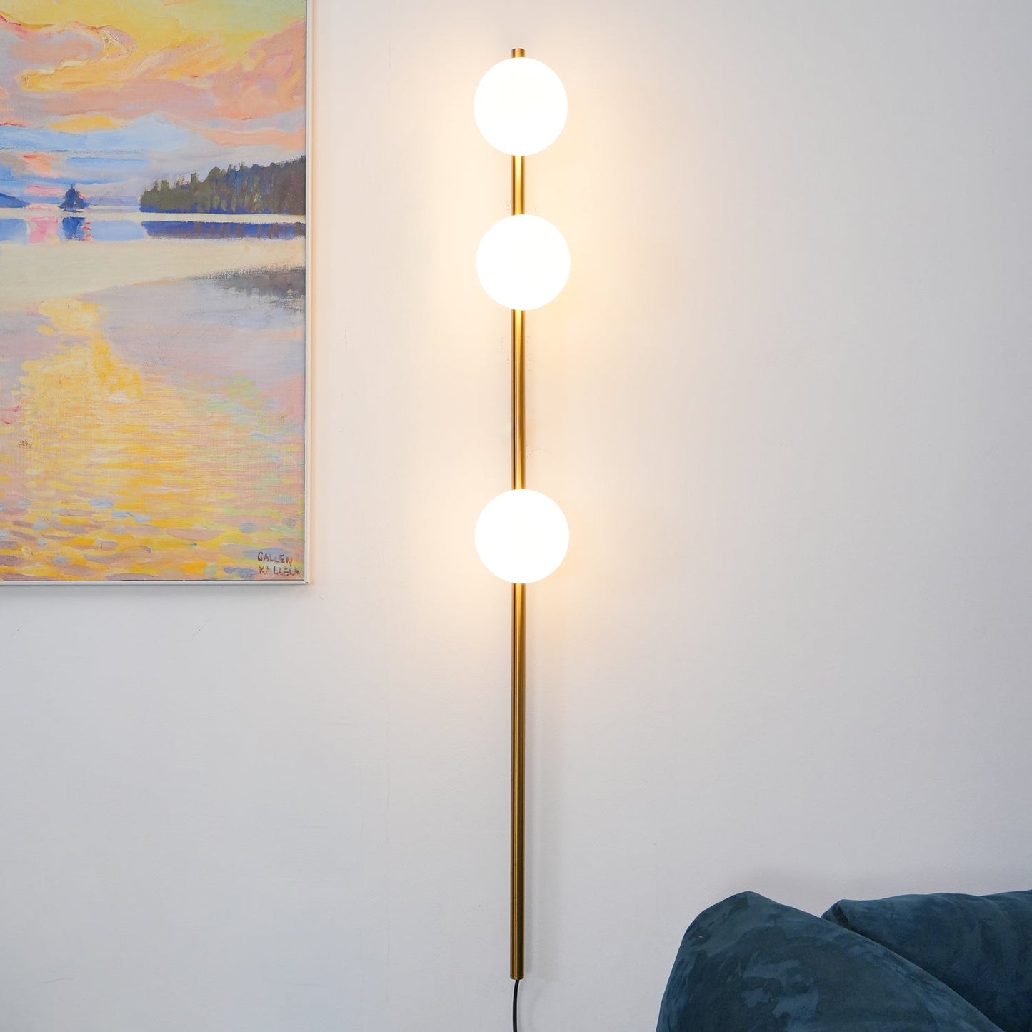 Candied Balls Wall Light | Metal & Glass | Gold/Black/White
