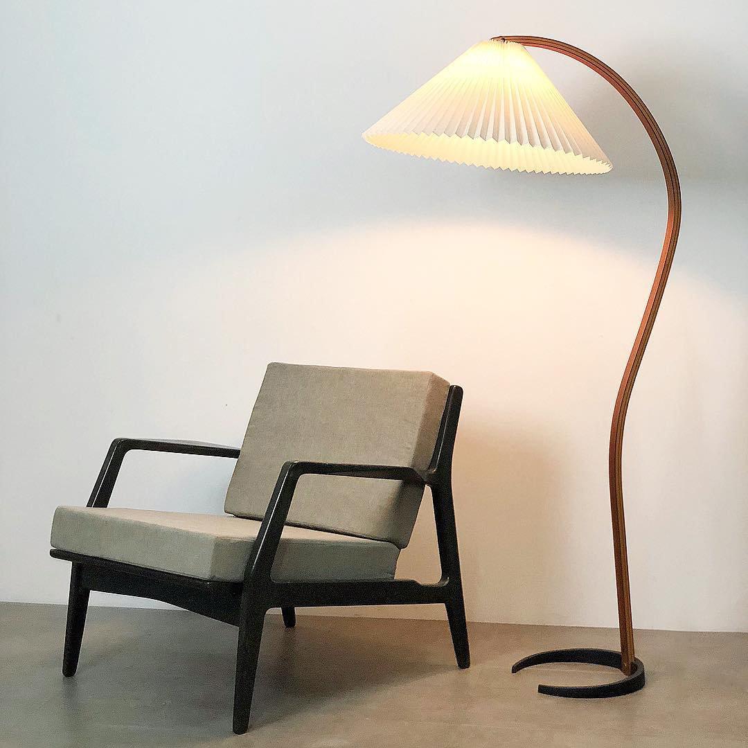 Mid-Century Floor Lamp | Beech Wood & Linen | White, Beige, Brown