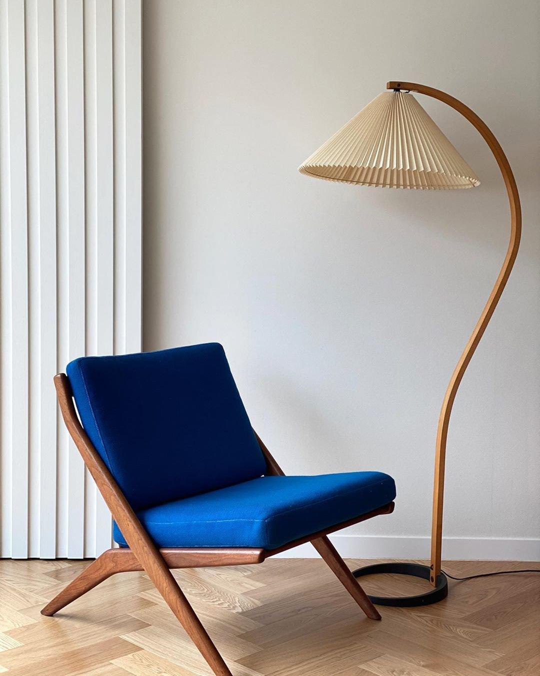 Mid-Century Floor Lamp | Beech Wood & Linen | White, Beige, Brown