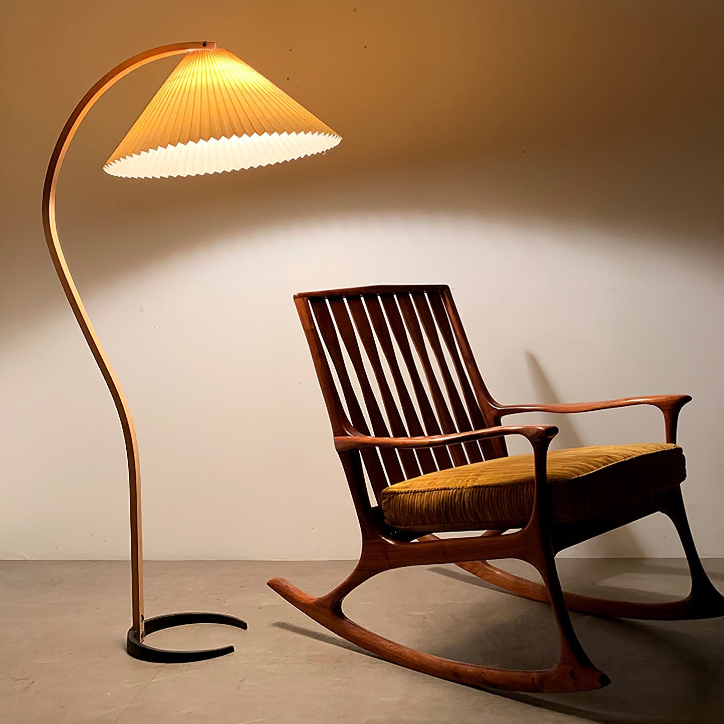 Mid-Century Floor Lamp | Beech Wood & Linen | White, Beige, Brown