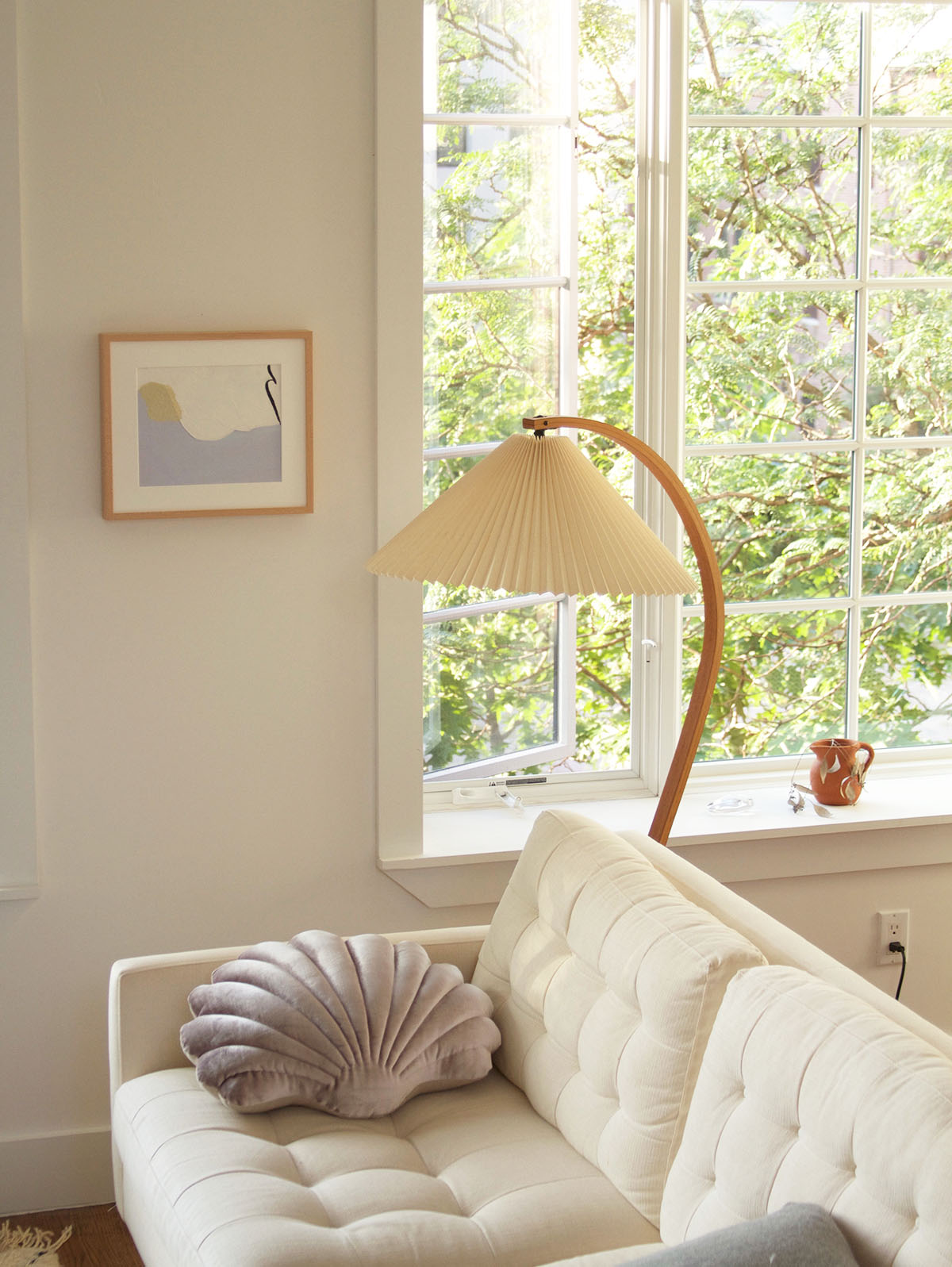 Mid-Century Floor Lamp | Beech Wood & Linen | White, Beige, Brown
