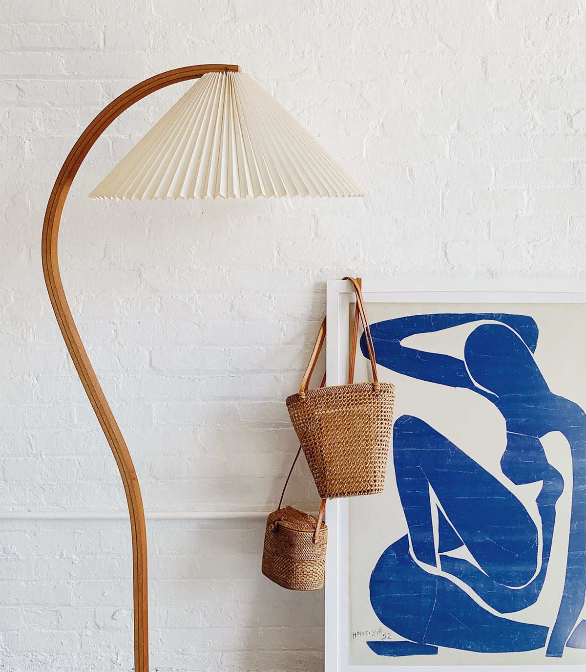Mid-Century Floor Lamp | Beech Wood & Linen | White, Beige, Brown