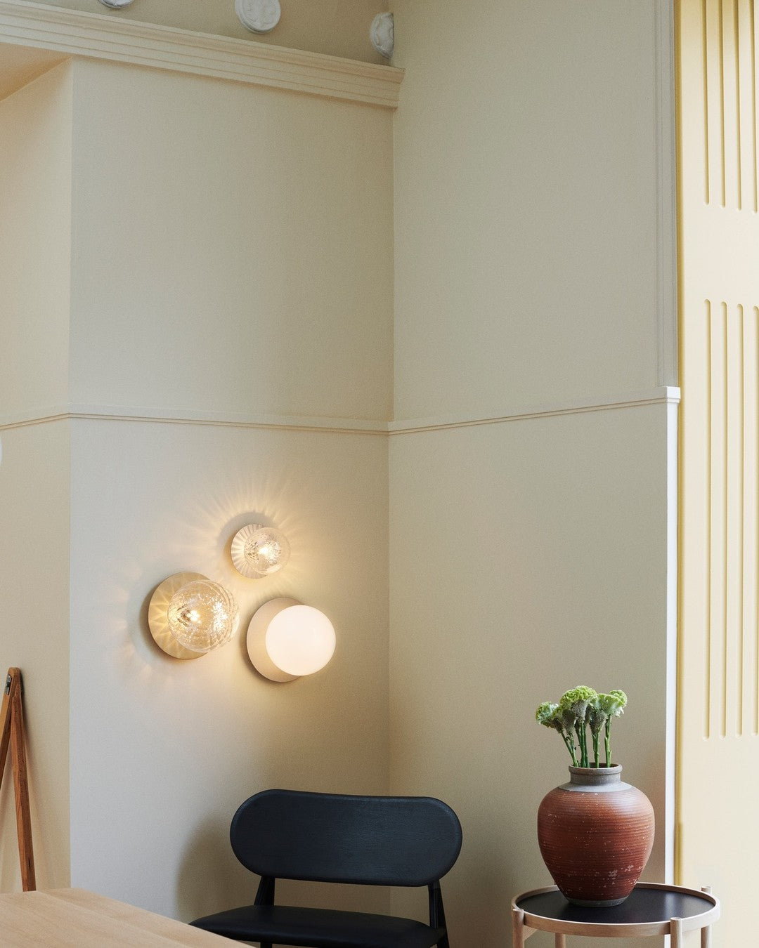 Celeste Wall Lamp | Metal, Brass, Glass | Black, White, Clear