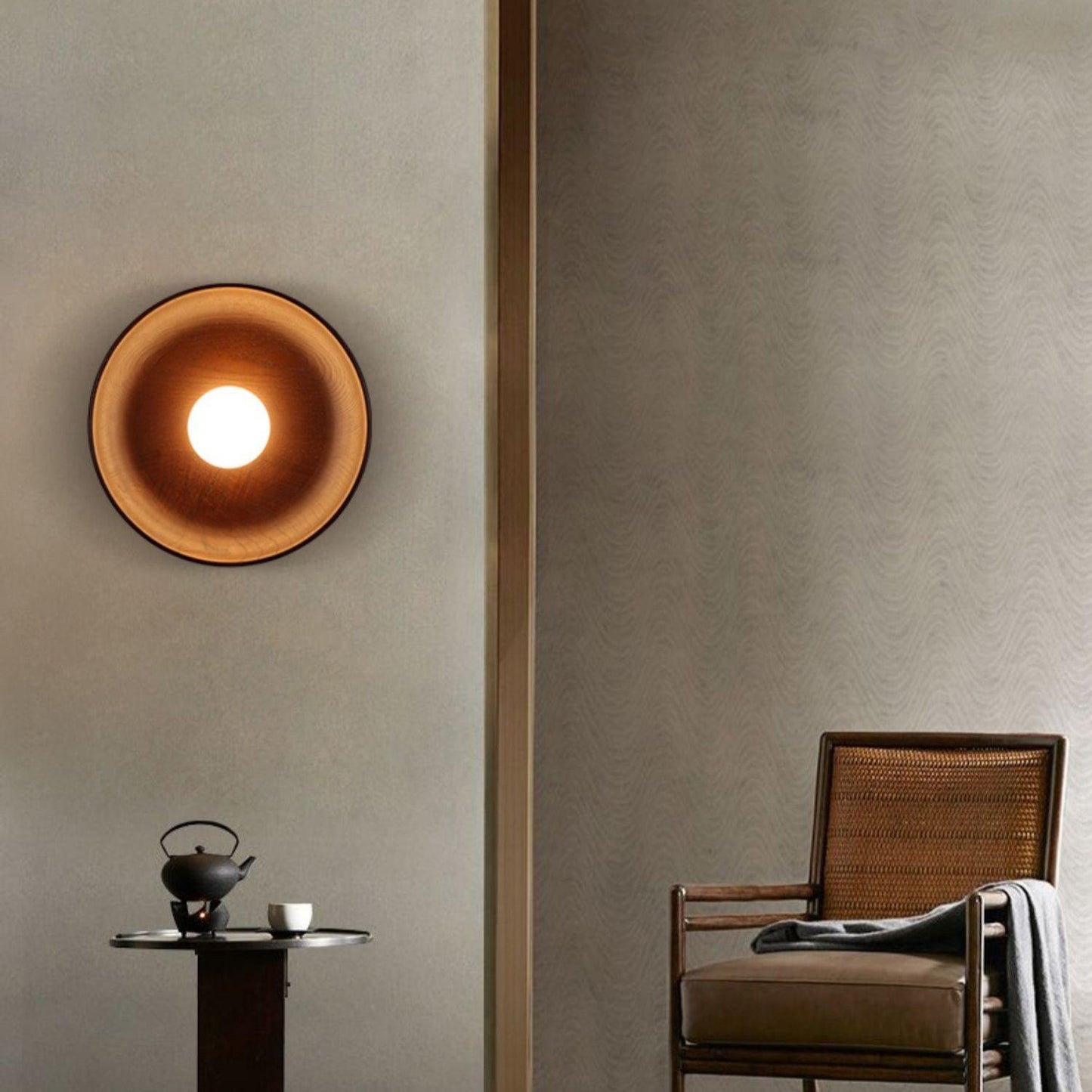 Centric Wall Lamp | Wood & Glass | Walnut