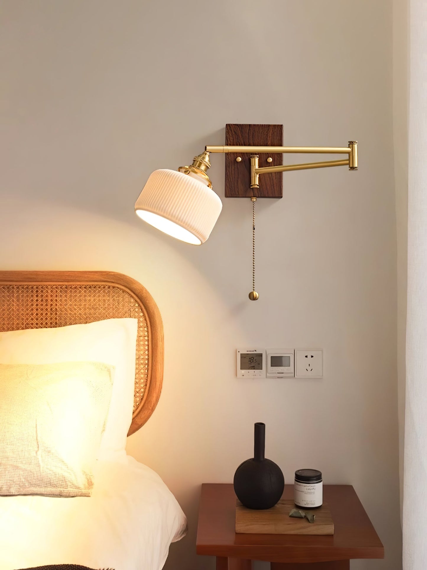 Ceramic Wall Lamp | Geometry Design | White