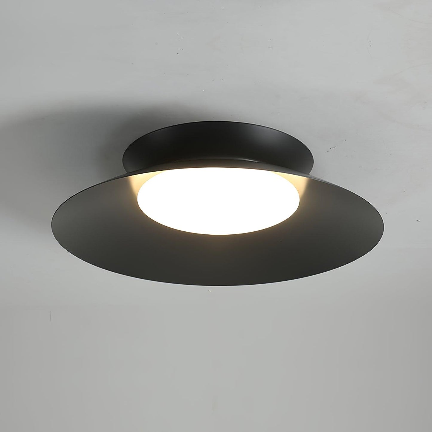 Cetra Ceiling Light | Aluminum/Acrylic | White