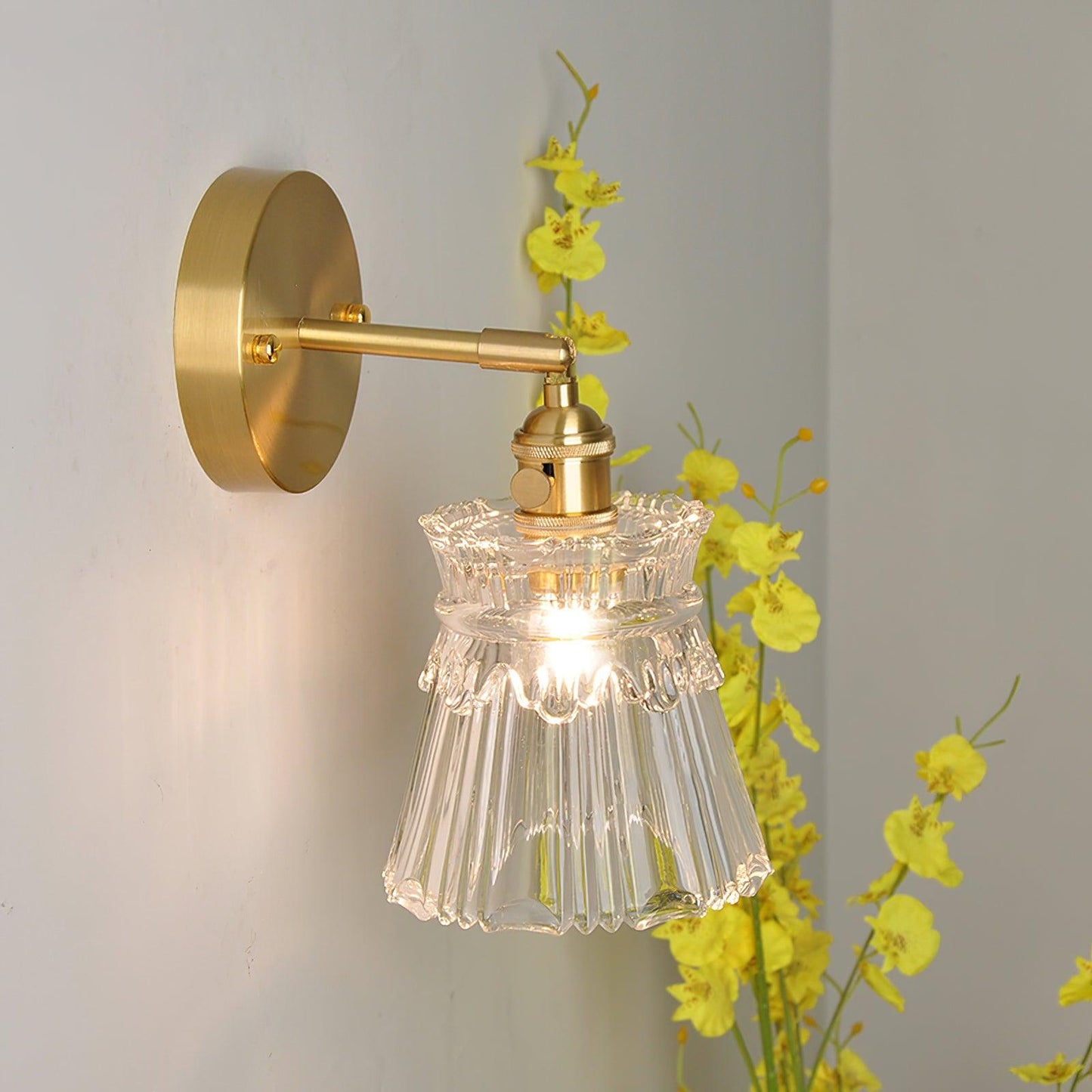 Chaika Wall Lamp | Glass & Brass | Clear