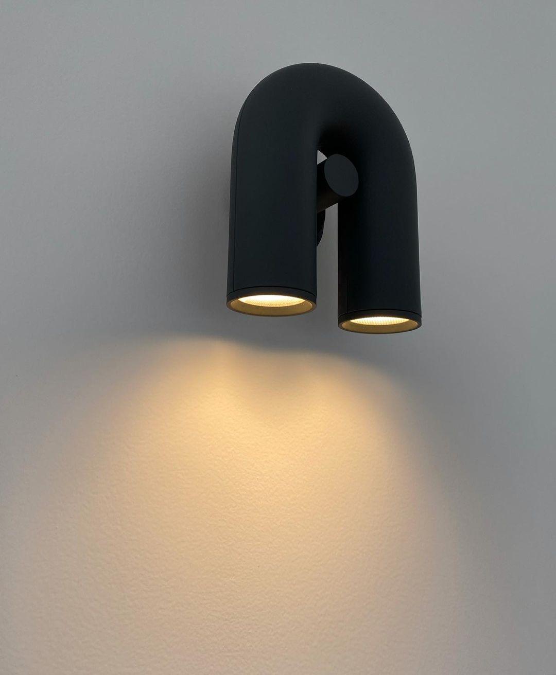 Cirkus Wall Lamp Set | Adjustable U-Shape Design | 2 Lights
