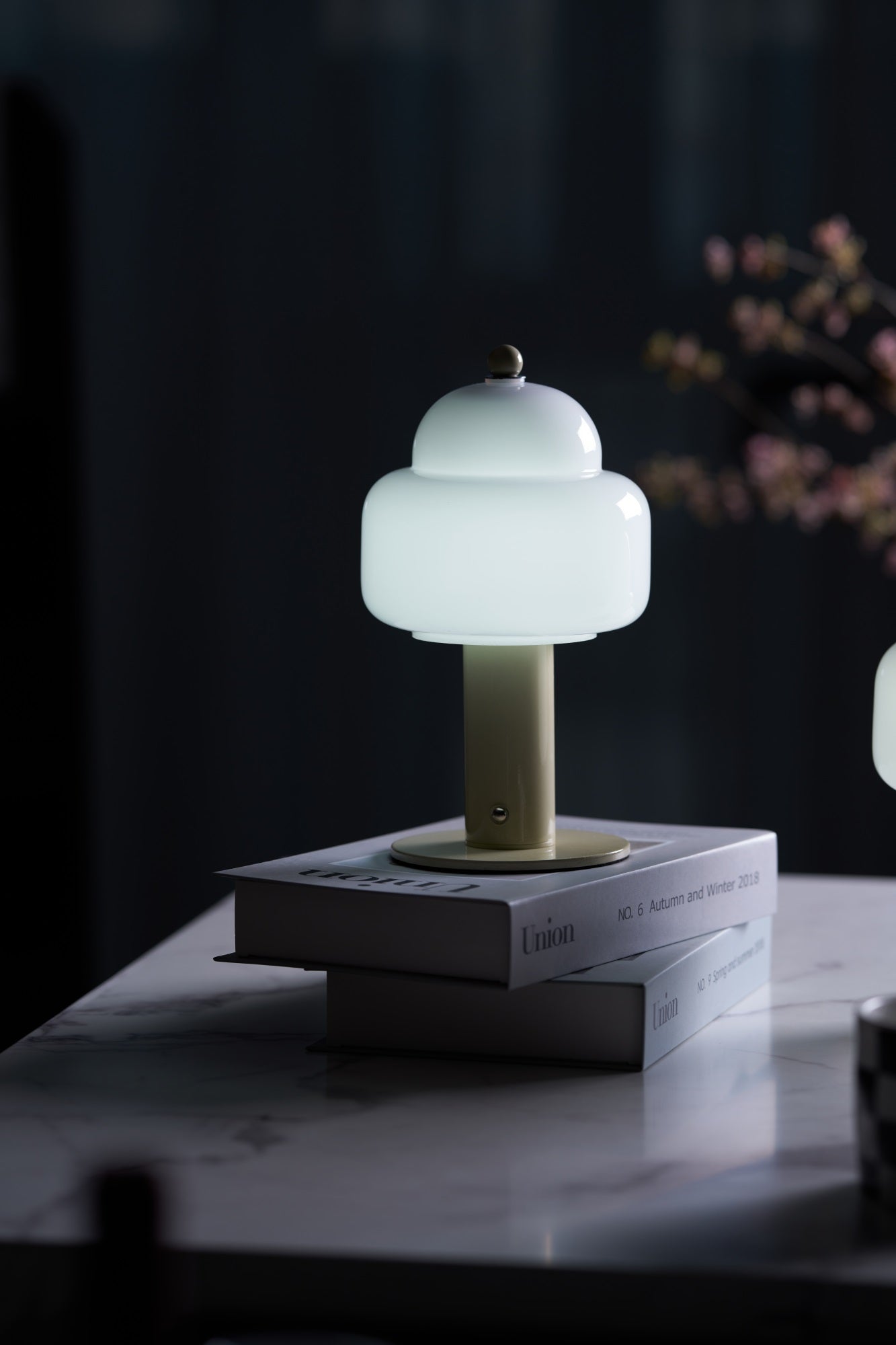Cloud Dome Table Lamp | Frosted Glass & Metal | Black/Beige