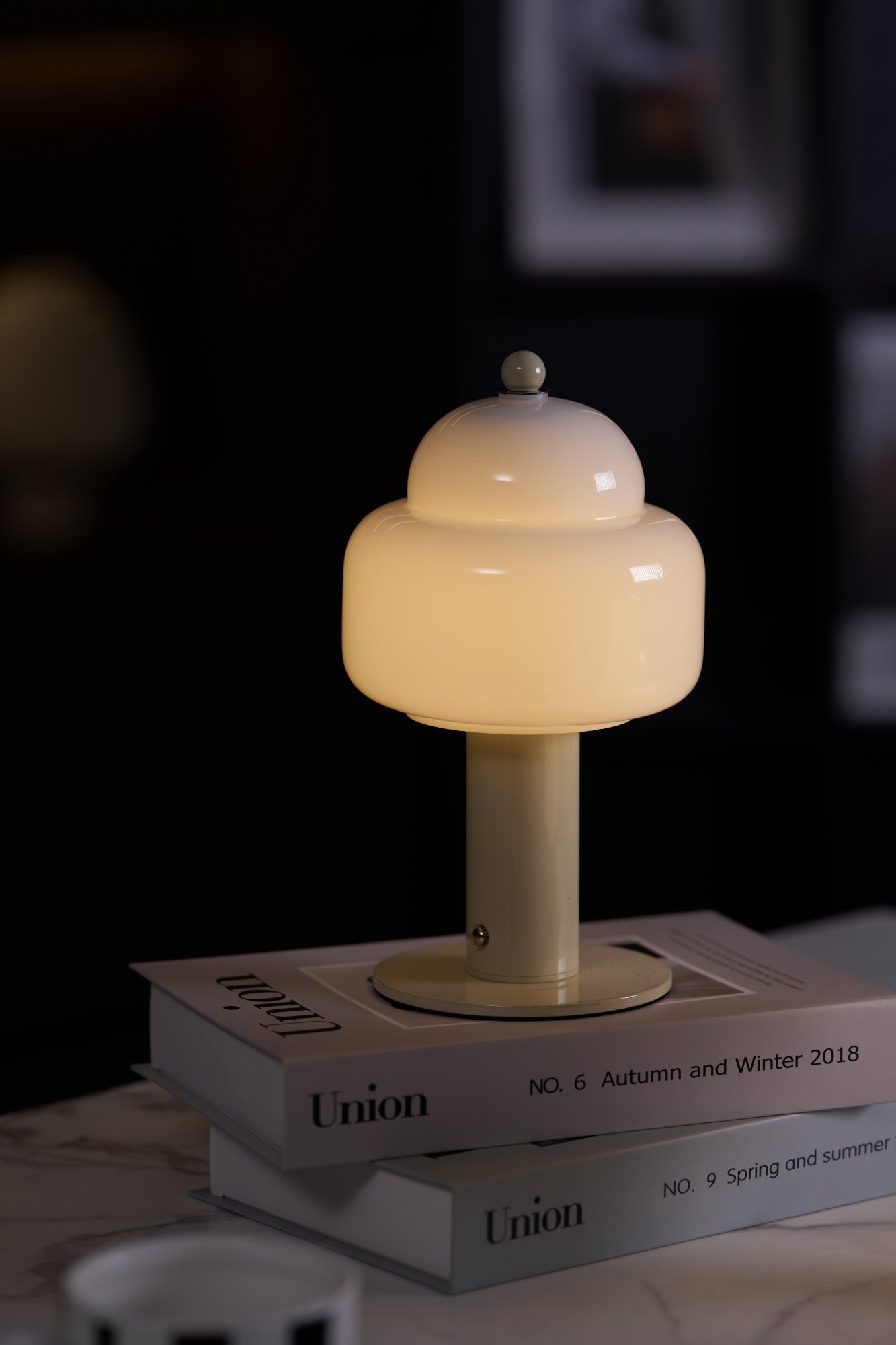 Cloud Dome Table Lamp | Frosted Glass & Metal | Black/Beige