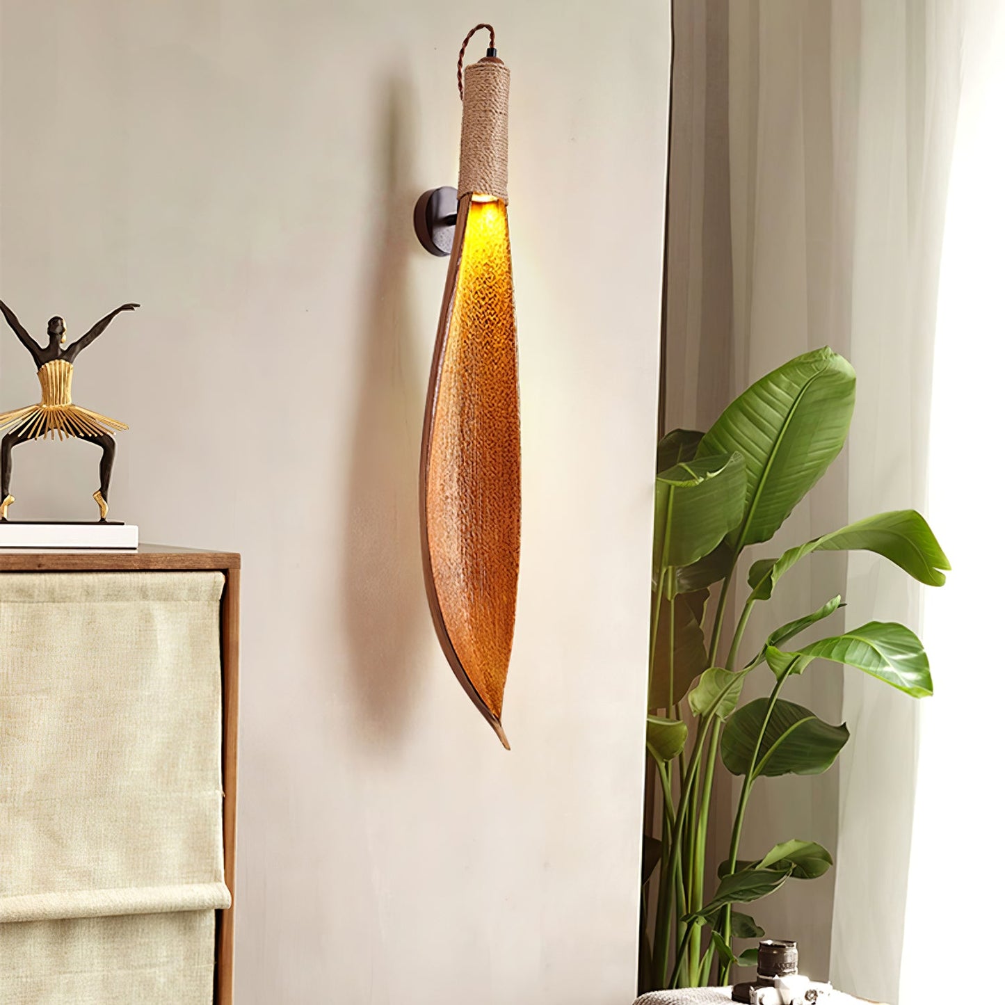 Cocoa Leaf Wall Sconce | Natural Leaf & Hemp Rope | Black