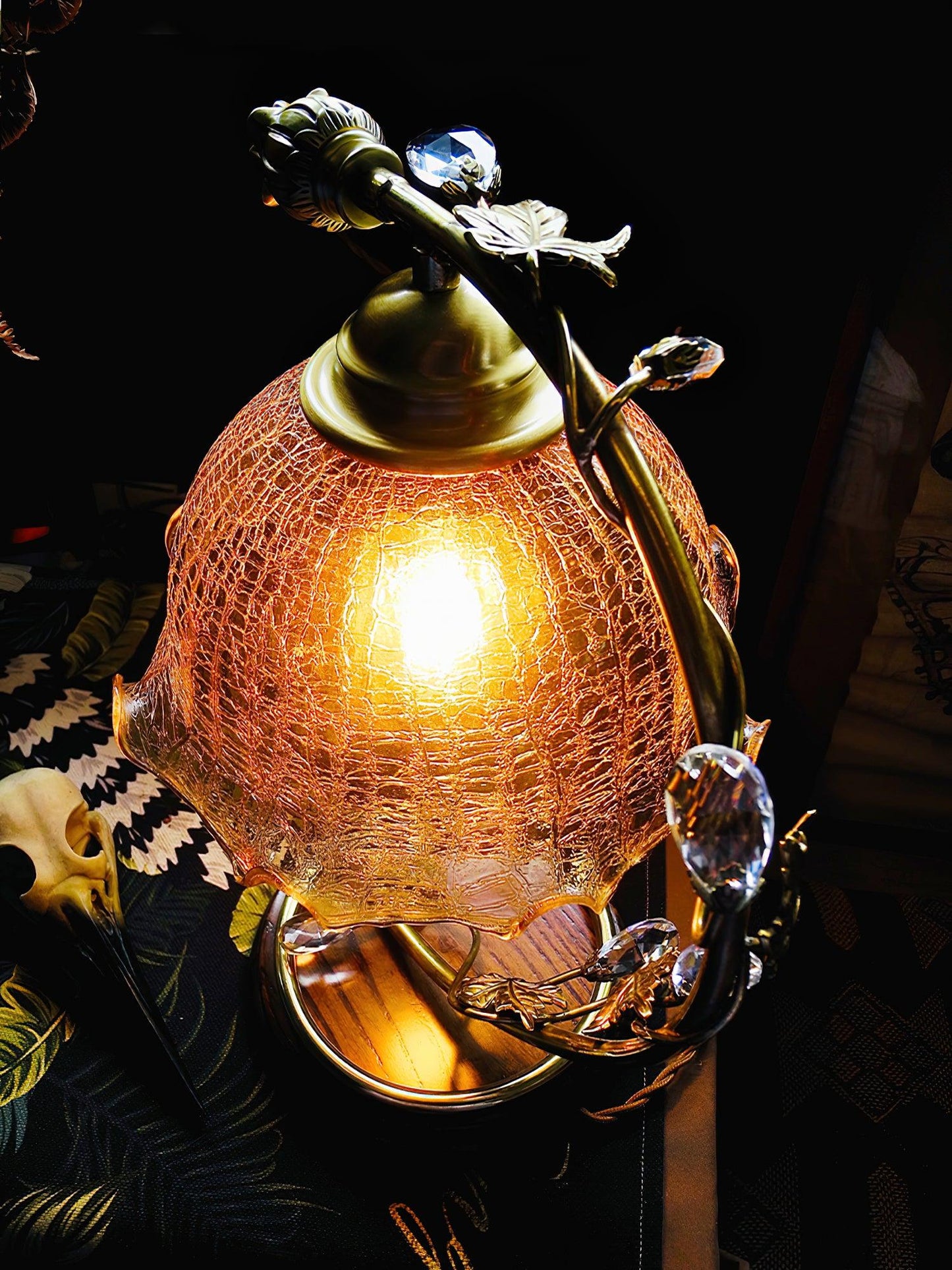 Cracked Glass Brass Table Lamp | Glass, Brass, Ash Wood | Brown