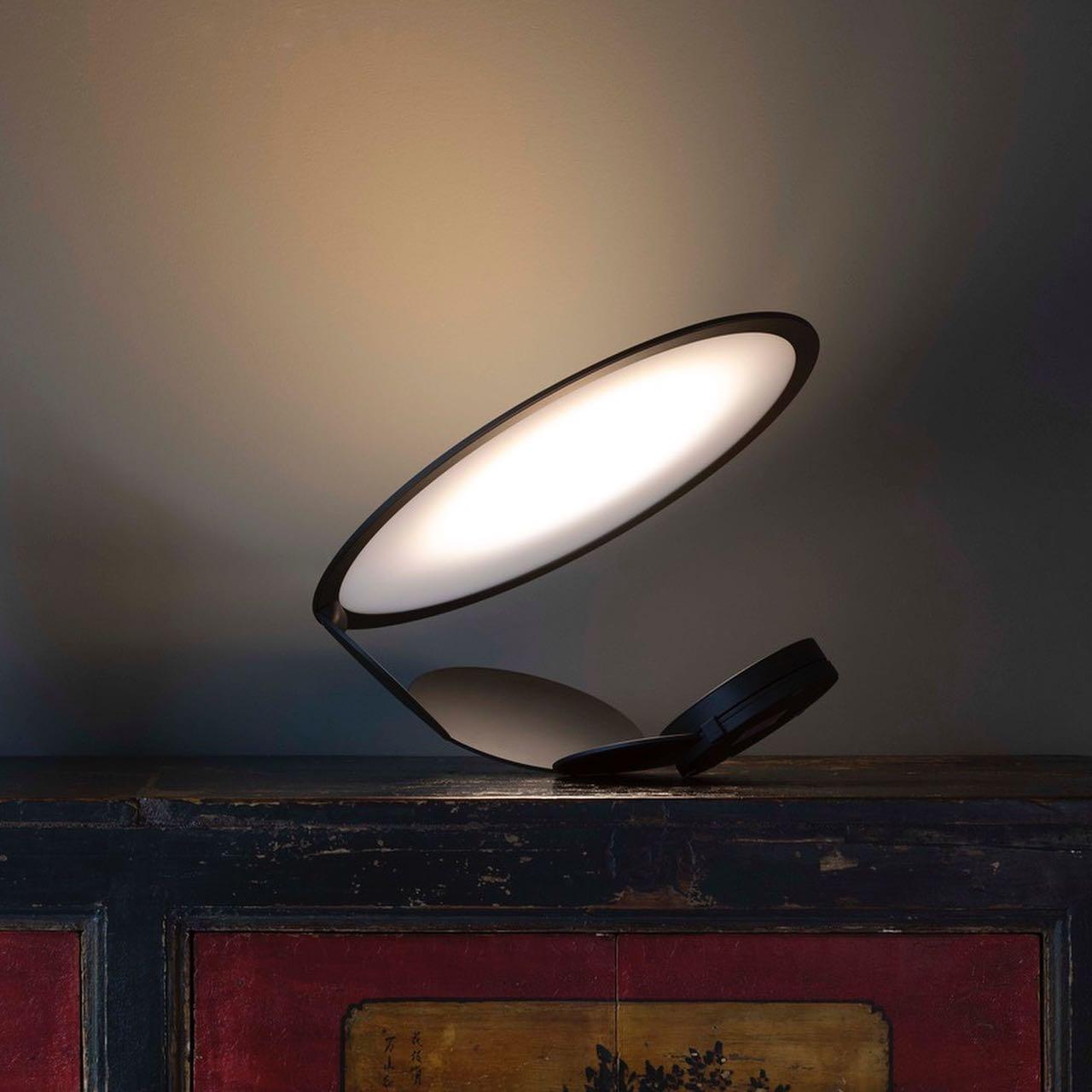 Cut Table Lamp | Adjustable Design | Black & White