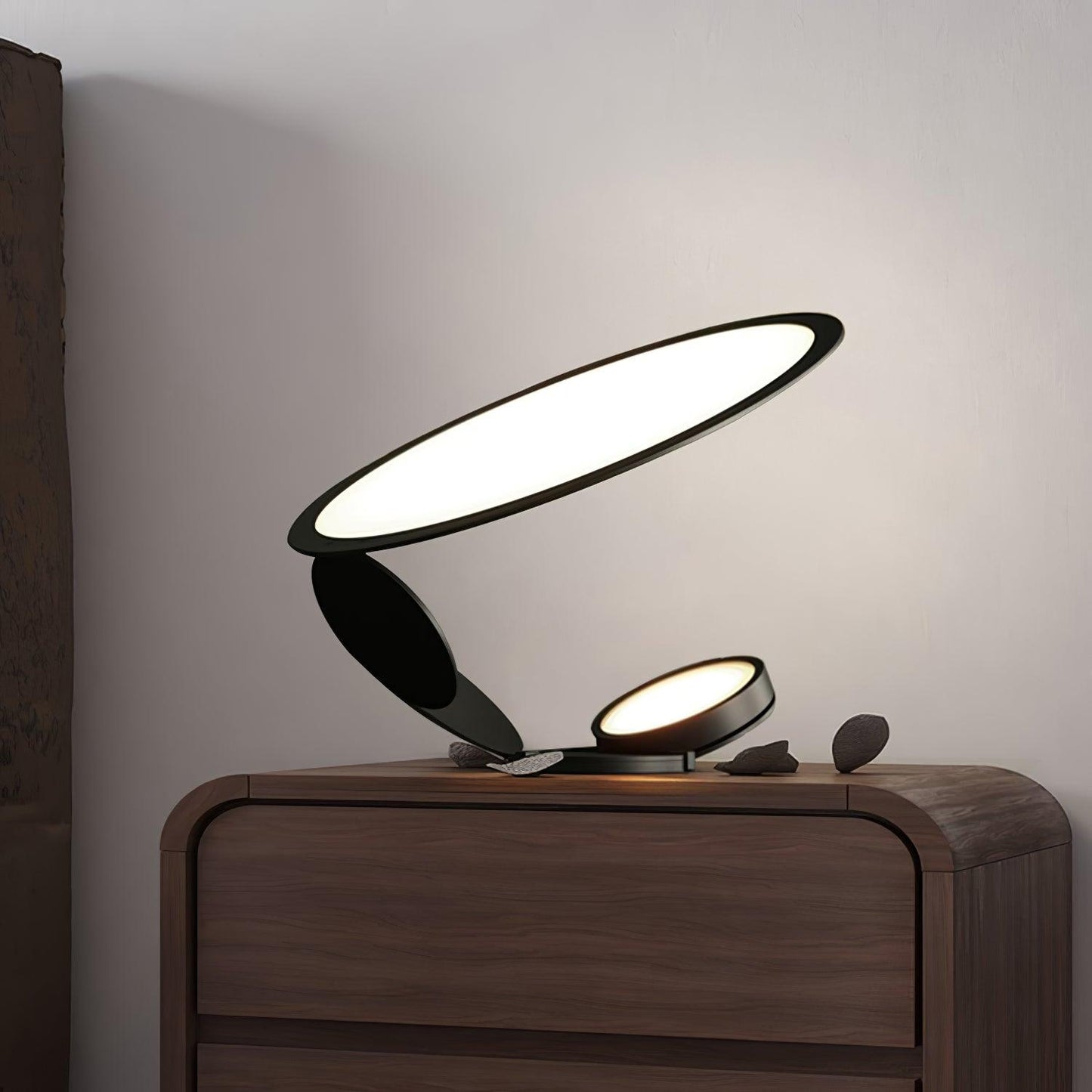 Cut Table Lamp | Adjustable Design | Black & White