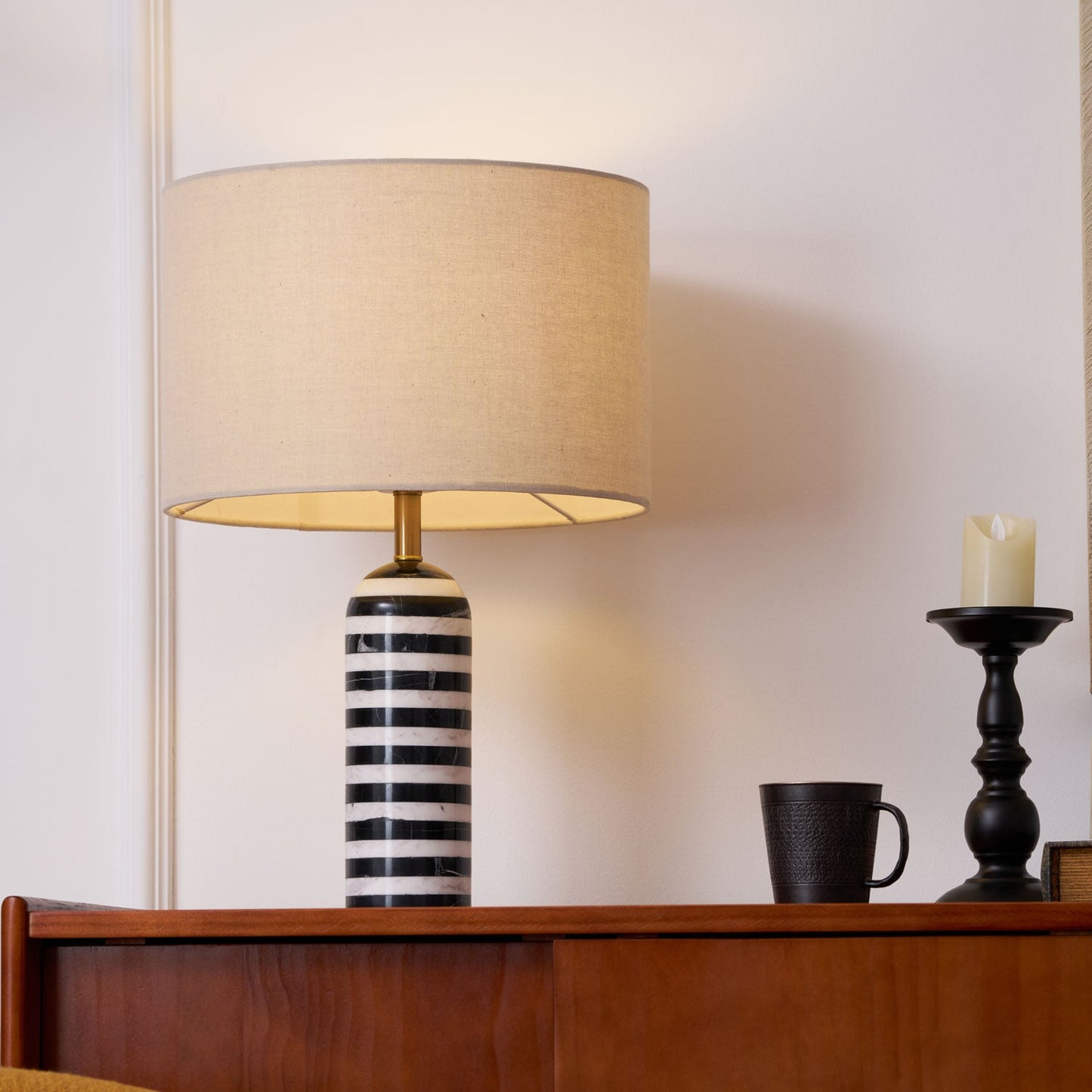 Tuxedo Table Lamp | Black and White Marble | 30cm Diameter