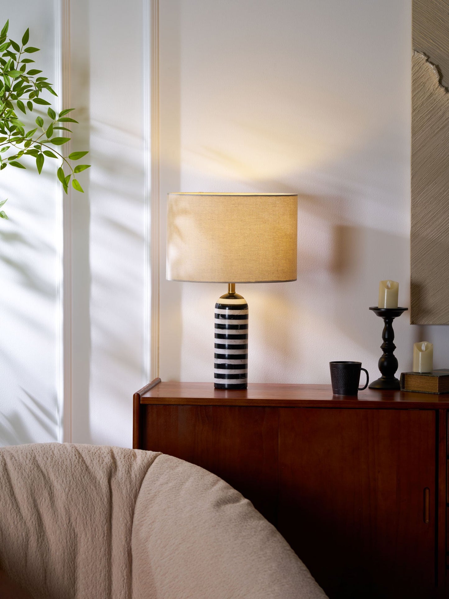 Tuxedo Table Lamp | Black and White Marble | 30cm Diameter