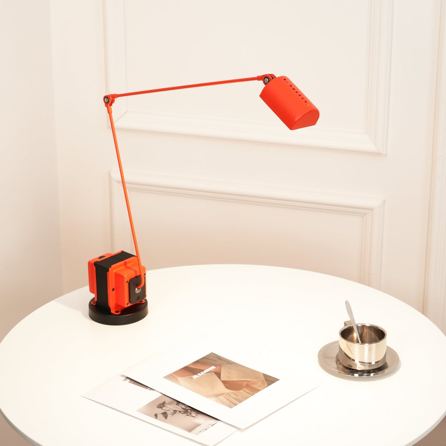 Dynamo Table Lamp | Rotating Diffuser | Dimmable LED