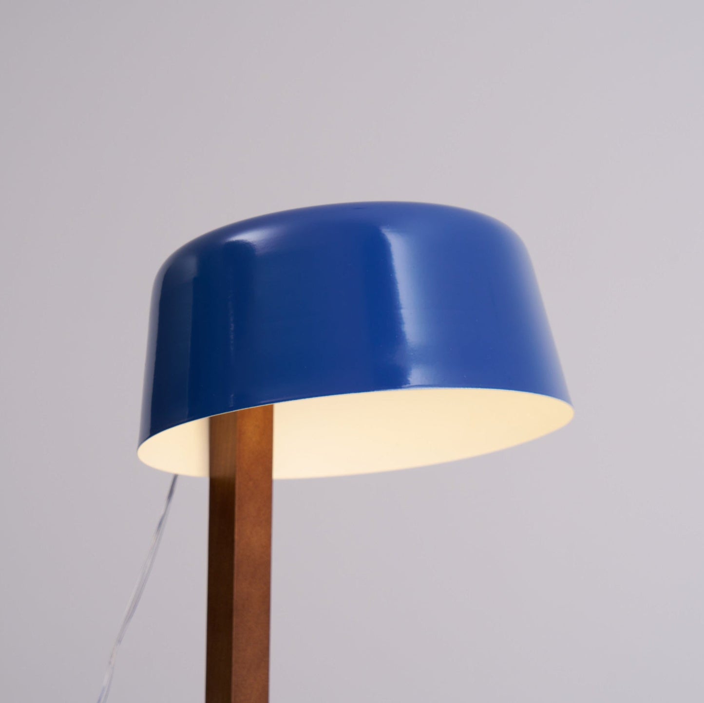 Dario Table Lamp | Wood & Chrome | Blue Shade