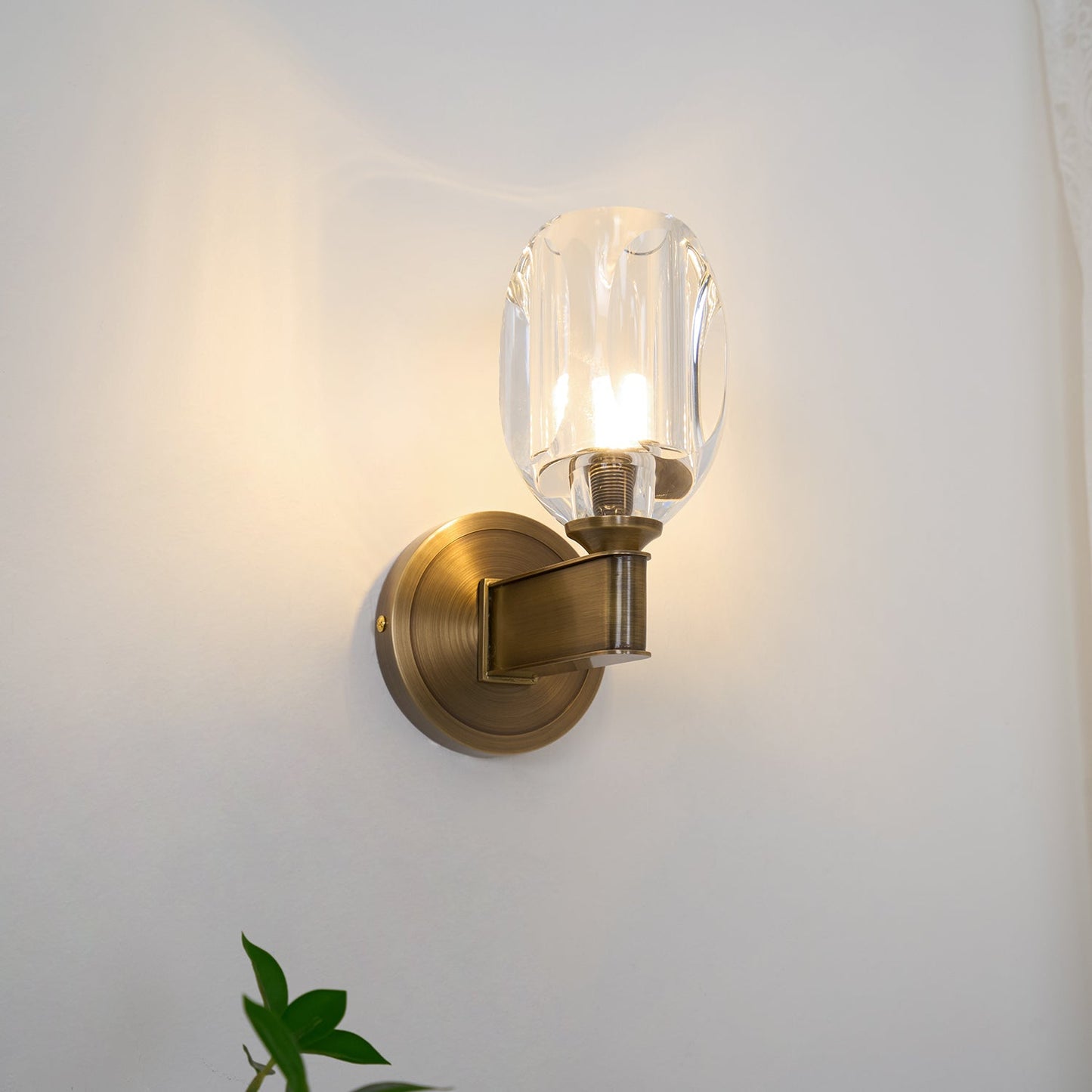 Diamond Crystal Sconce | Brass & Crystal | Copper Finish