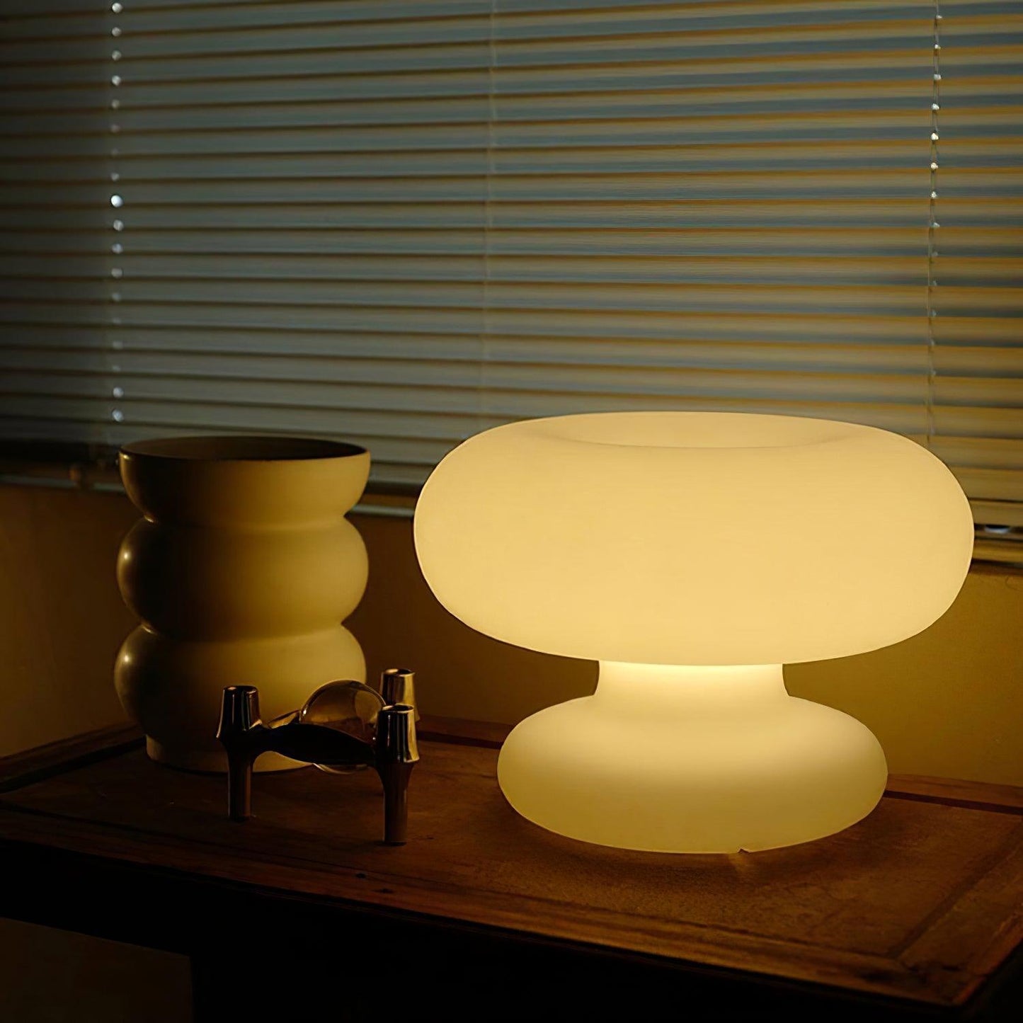 Donut Table Lamp | Frosted Glass & Metal | White