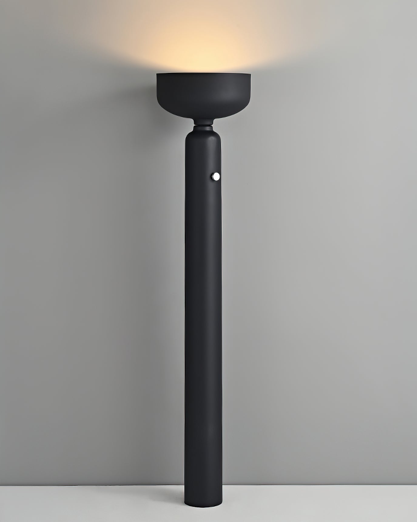 Dumbbell Floor Lamp | Forged Iron | Black & White
