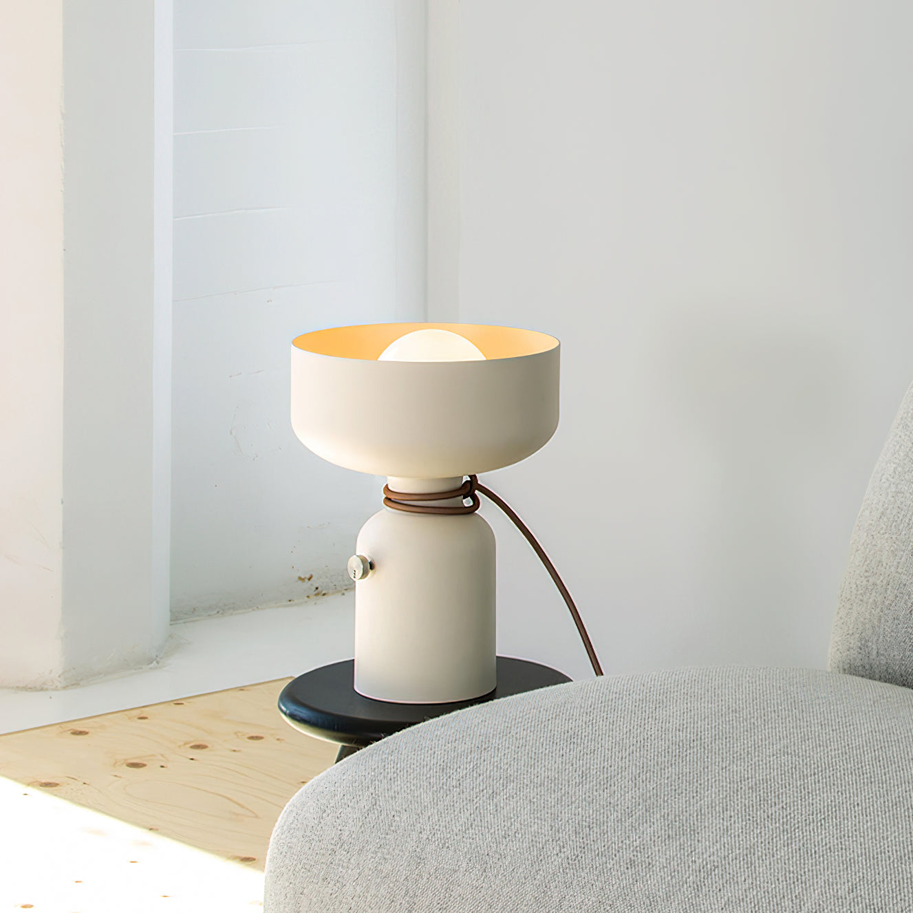 Dumbbell Table Lamp | Forged Iron | Black & White Options
