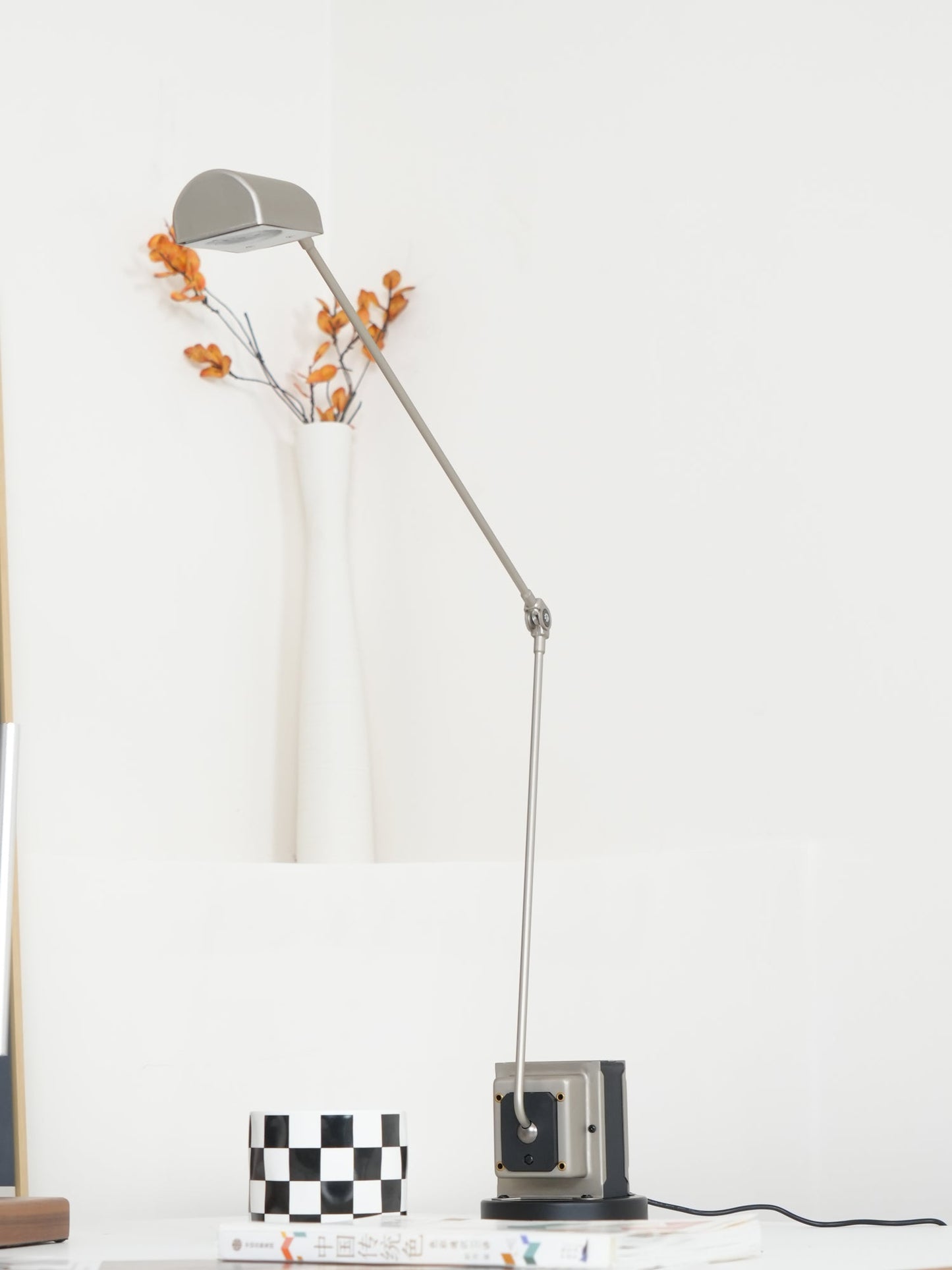 Dynamo Table Lamp | Rotating Diffuser | Dimmable LED