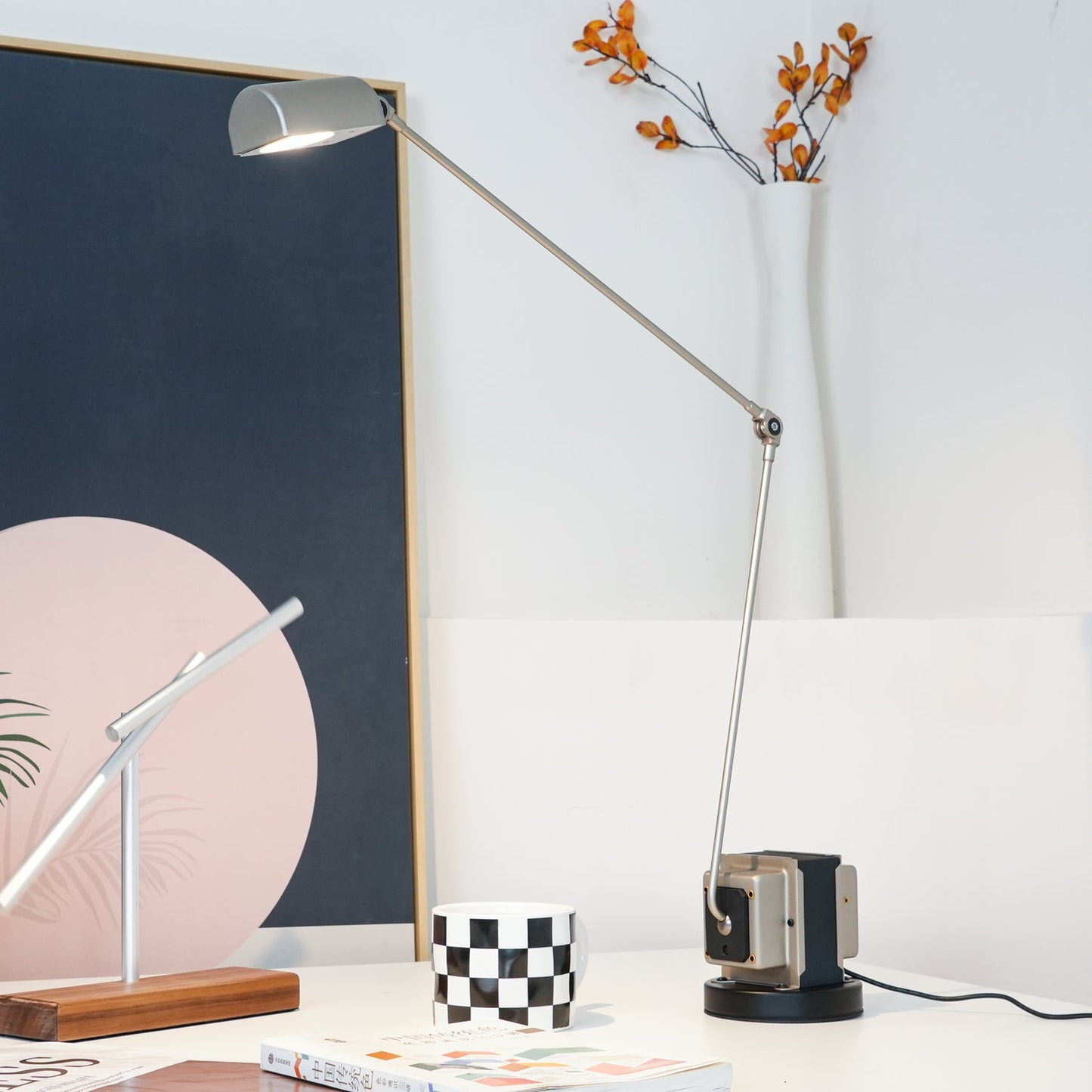 Dynamo Table Lamp | Rotating Diffuser | Dimmable LED