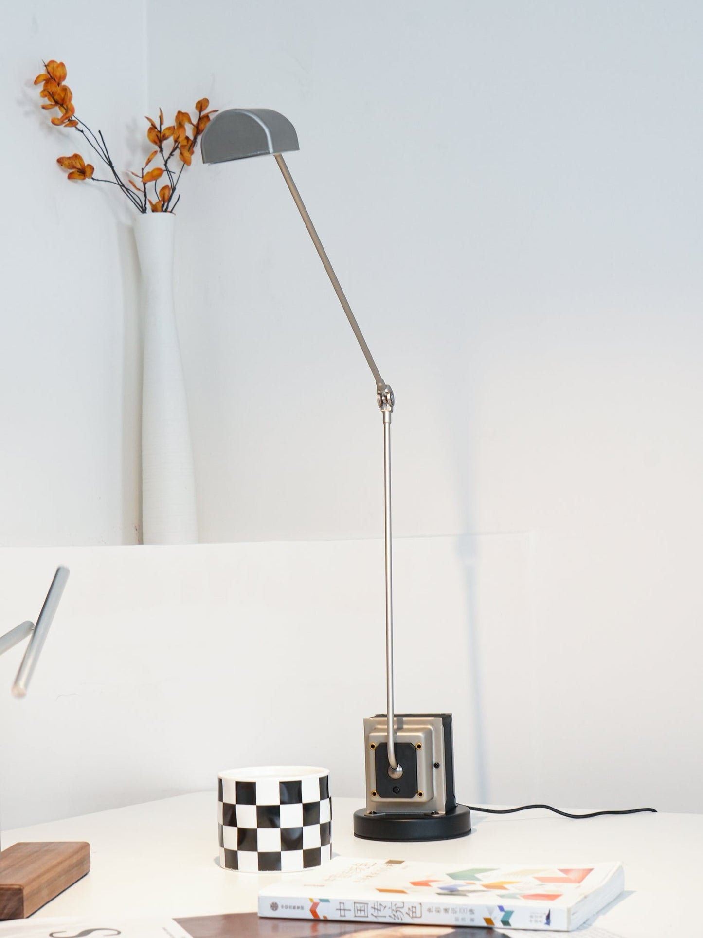 Dynamo Table Lamp | Rotating Diffuser | Dimmable LED