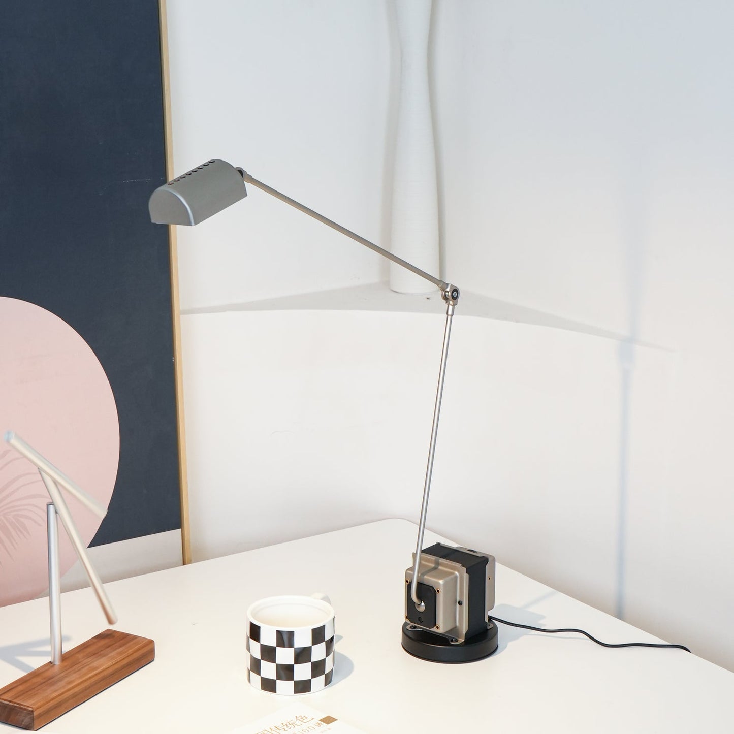 Dynamo Table Lamp | Rotating Diffuser | Dimmable LED