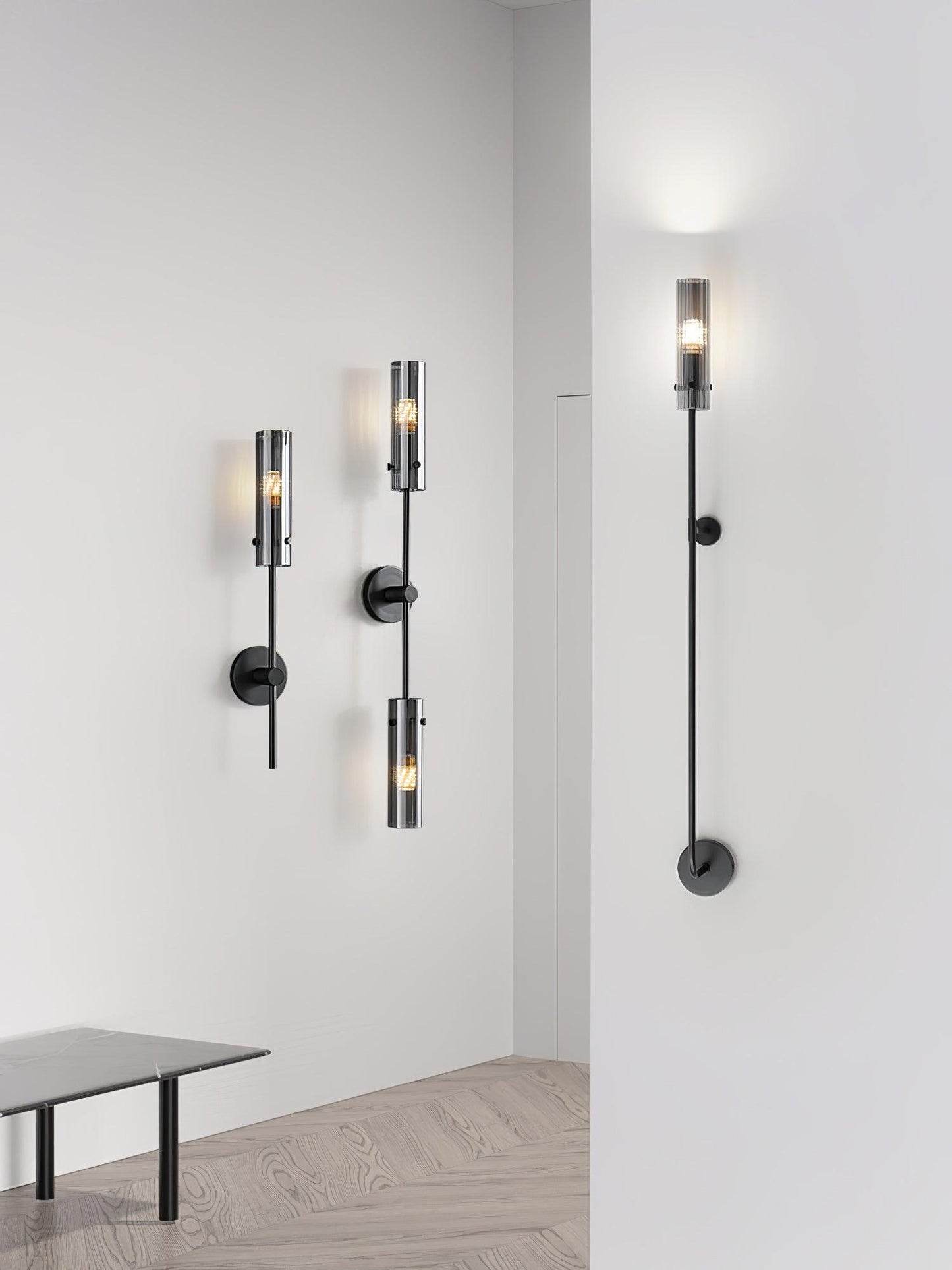 Eclat Vertica Wall Lamp | Brass & Glass | G9