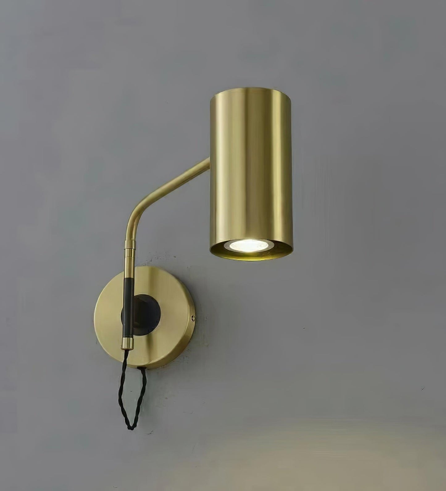 Envoy Swing Sconce | Brass | Wall Mount