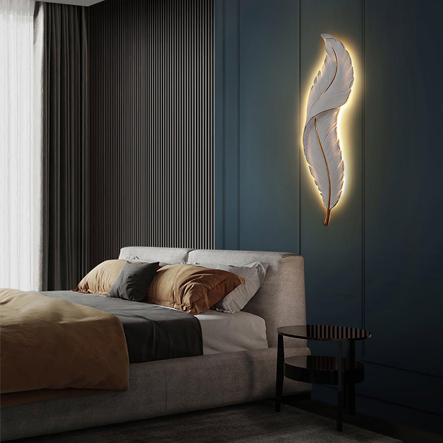 Feather Wall Lamp | Resin | Gold, White
