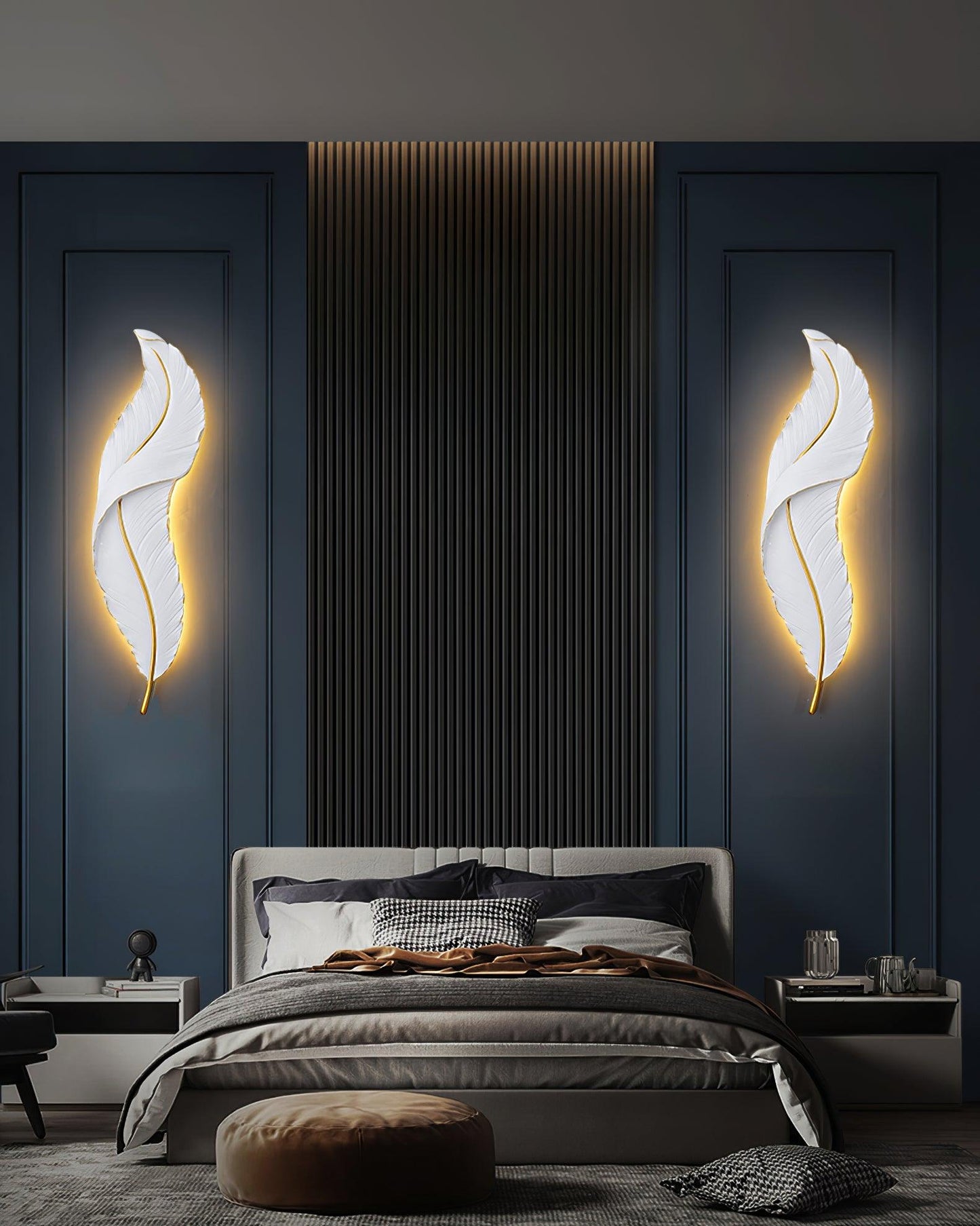 Feather Wall Lamp | Resin | Gold, White