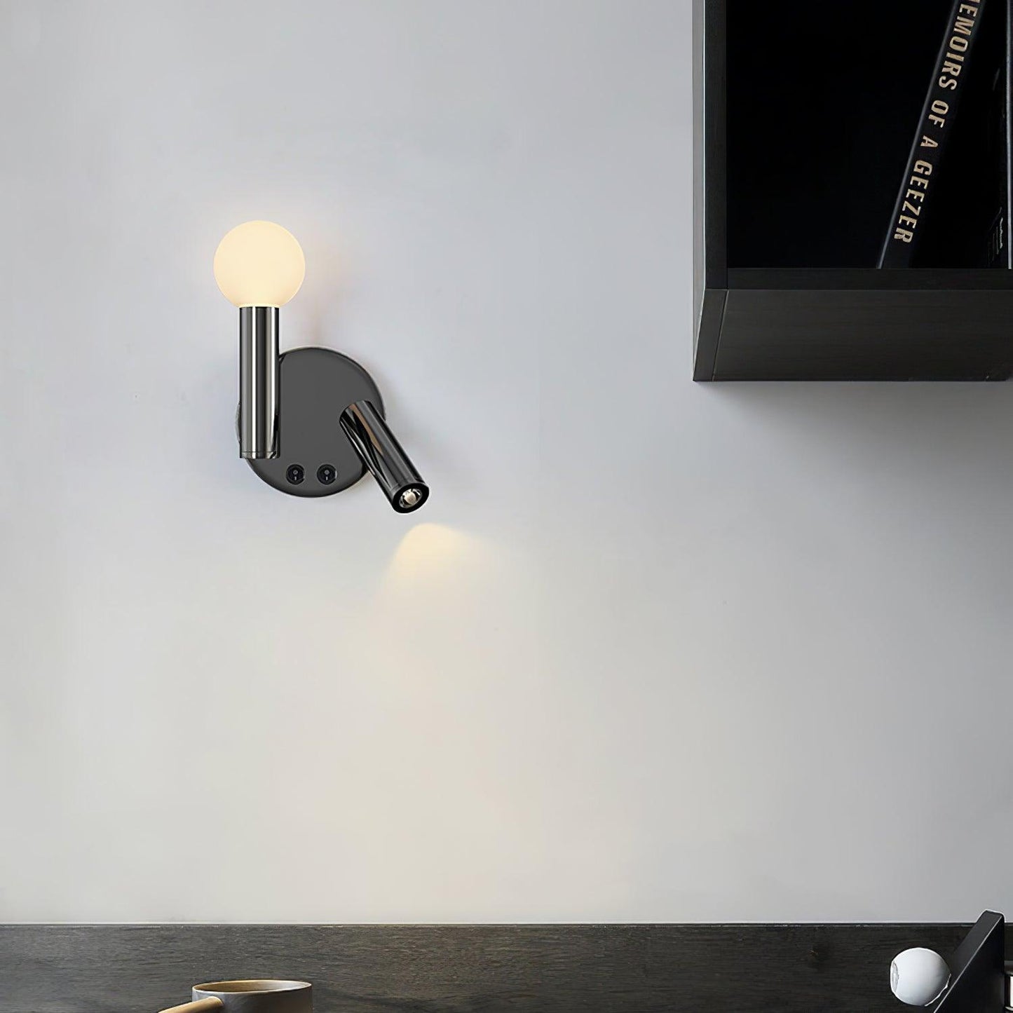 Fedde Wall Lamp | Adjustable LED | Black or White
