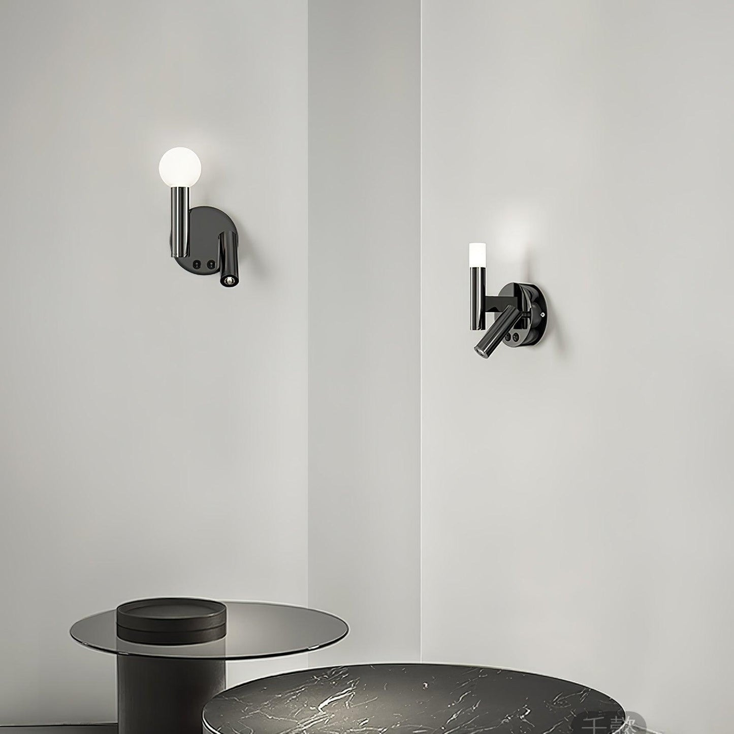 Fedde Wall Lamp | Adjustable LED | Black or White