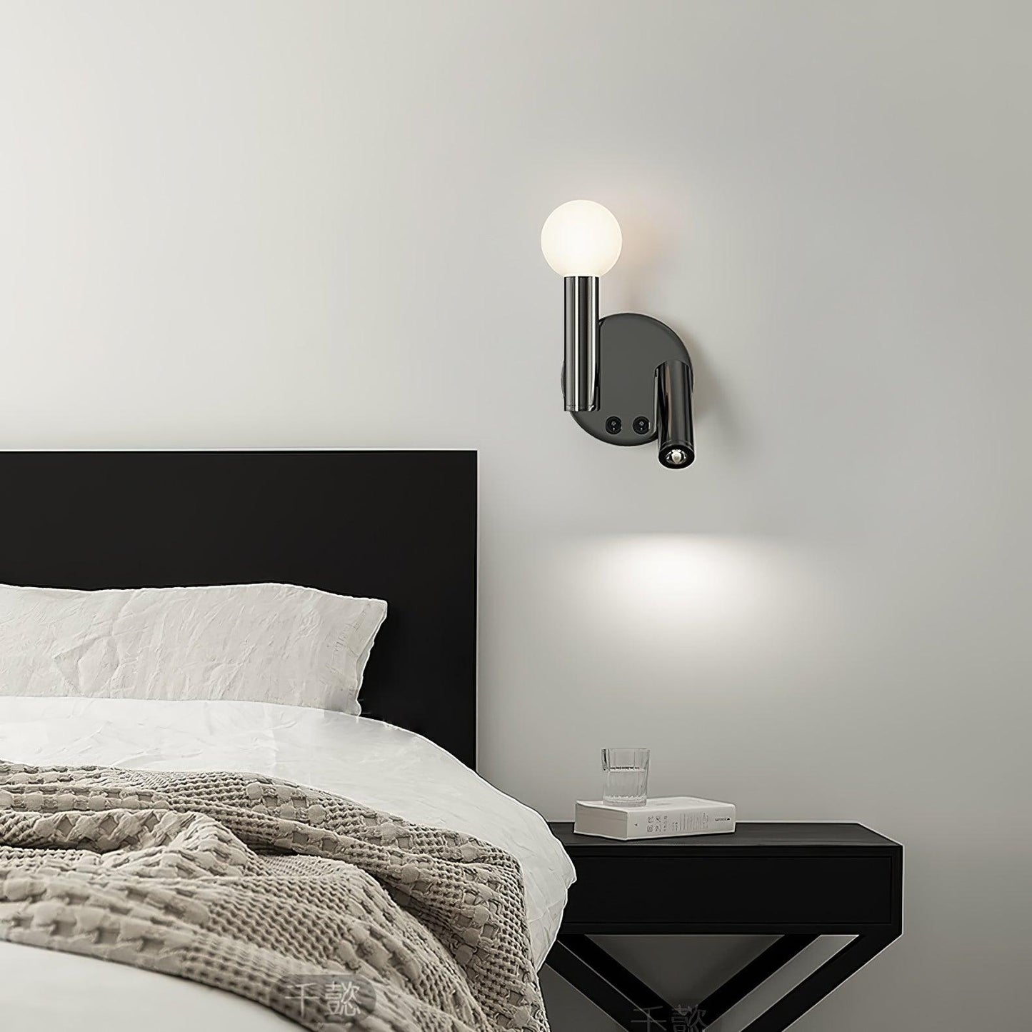 Fedde Wall Lamp | Adjustable LED | Black or White