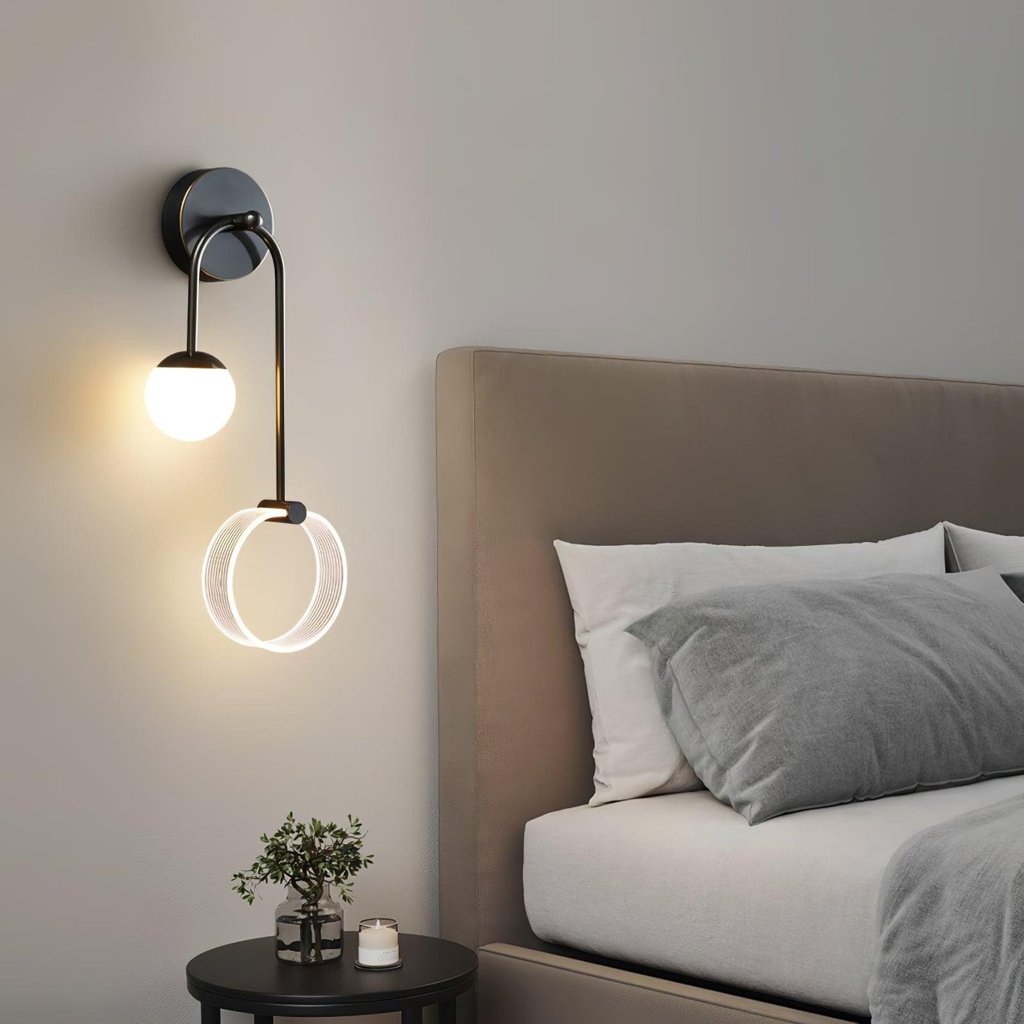 Ferra LED Wall Light | Brass, Acrylic, Aluminum | Set of 2