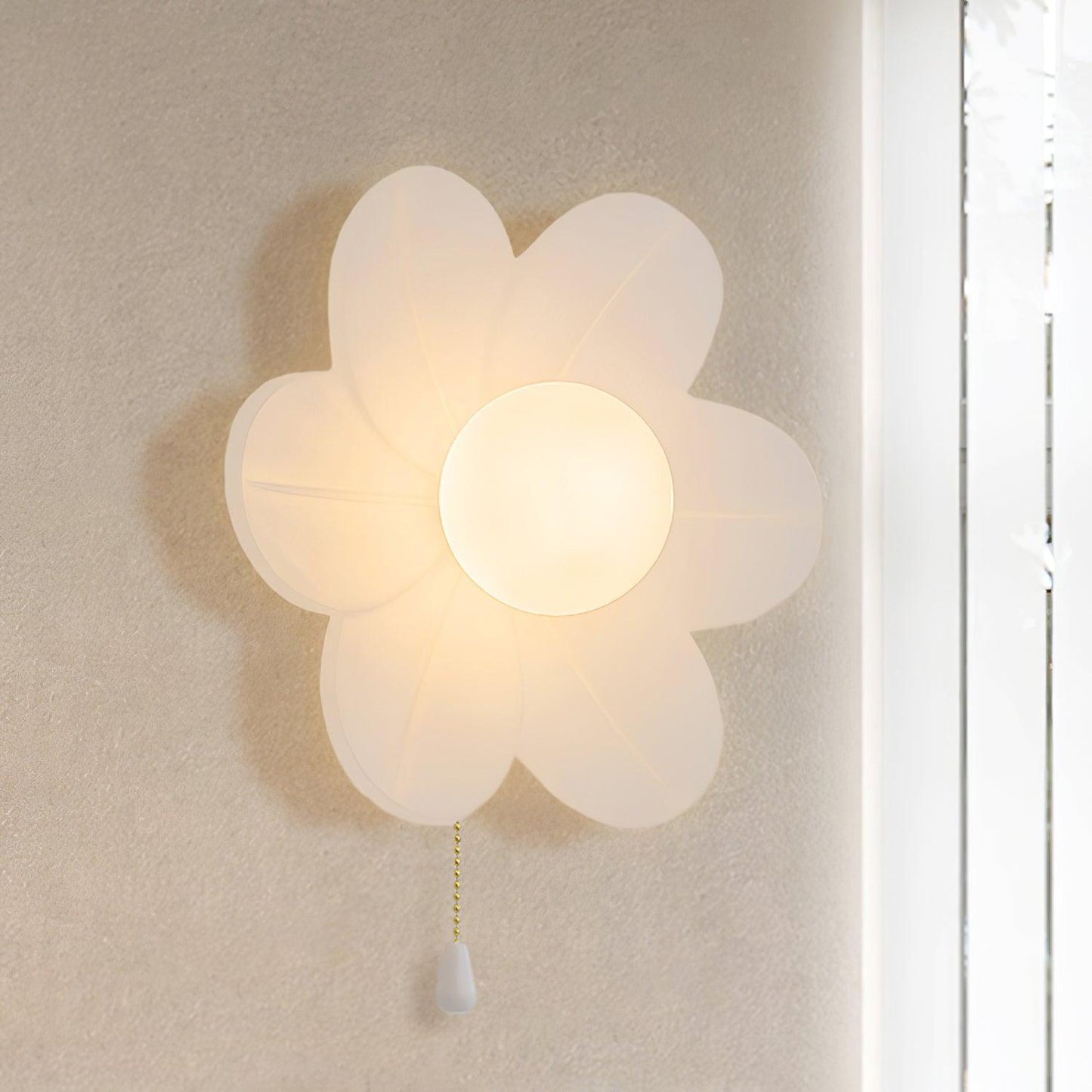 Flowers Wall Lamp | Resin & PC | White