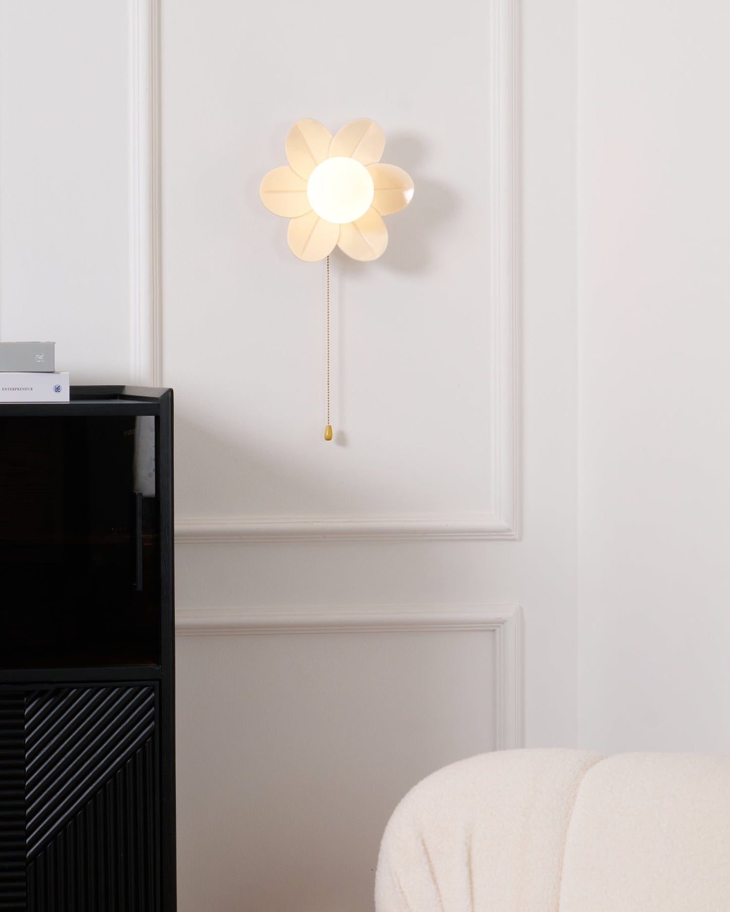 Flowers Wall Lamp | Resin & PC | White