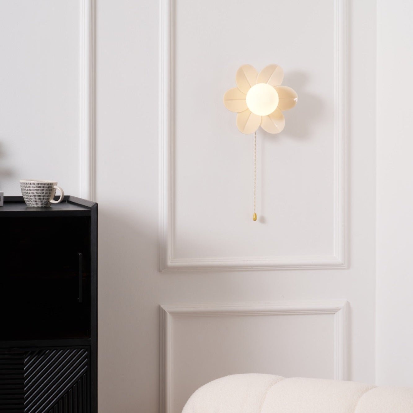 Flowers Wall Lamp | Resin & PC | White