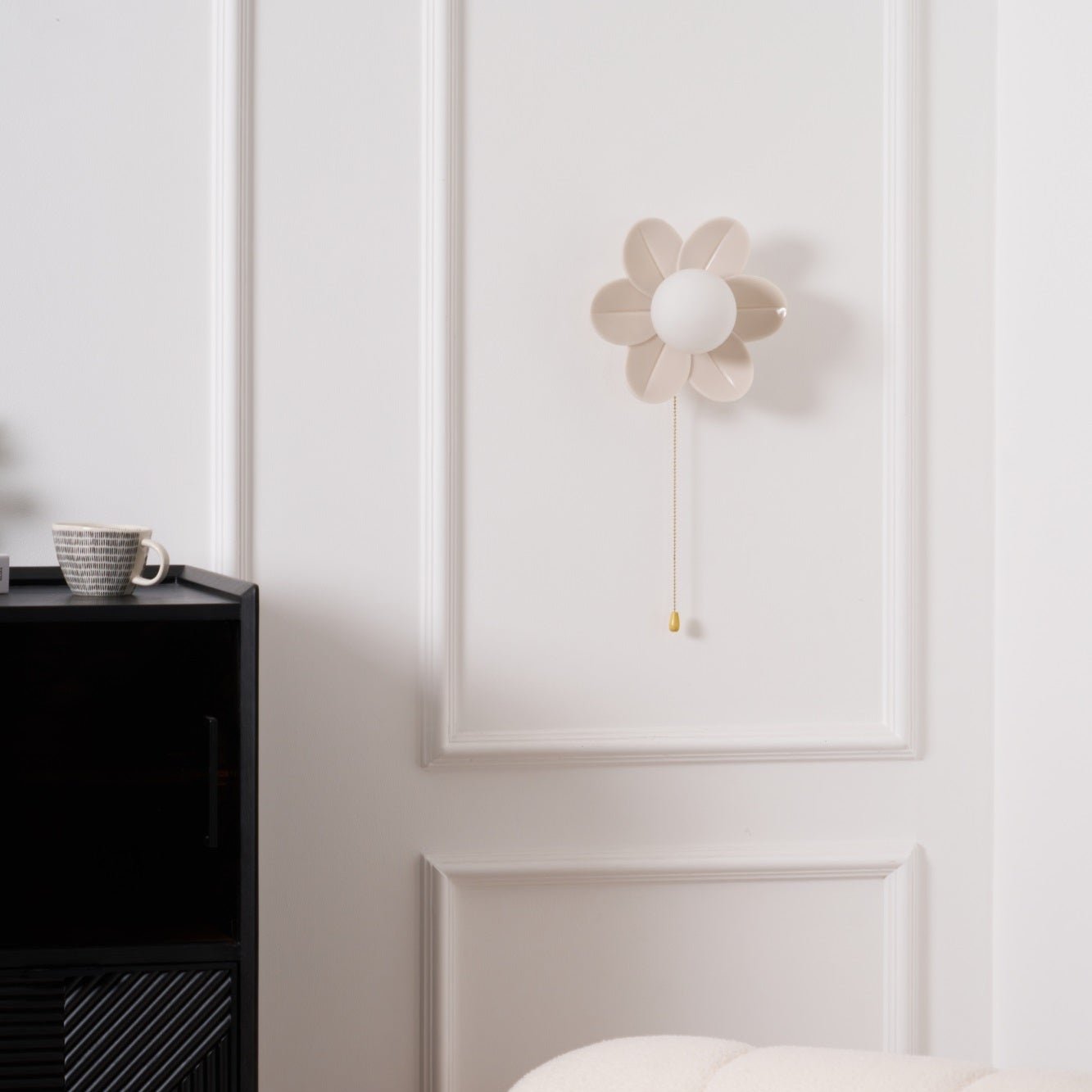Flowers Wall Lamp | Resin & PC | White