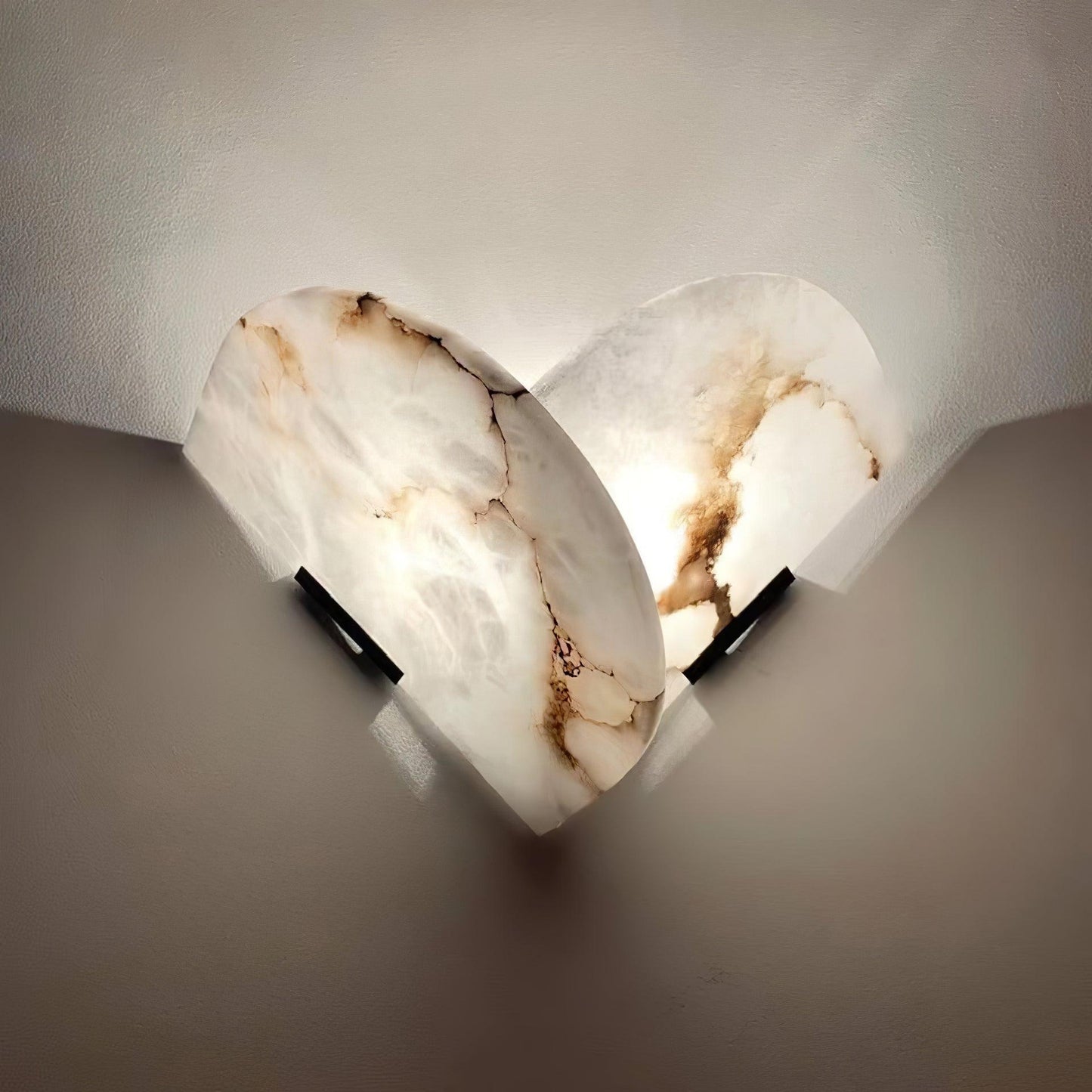 Fly Gaby Wall Lamp | Alabaster & Metal | White
